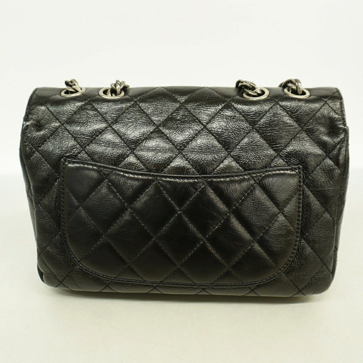Chanel Black Leather Shoulder Bag (Pre-Owned)