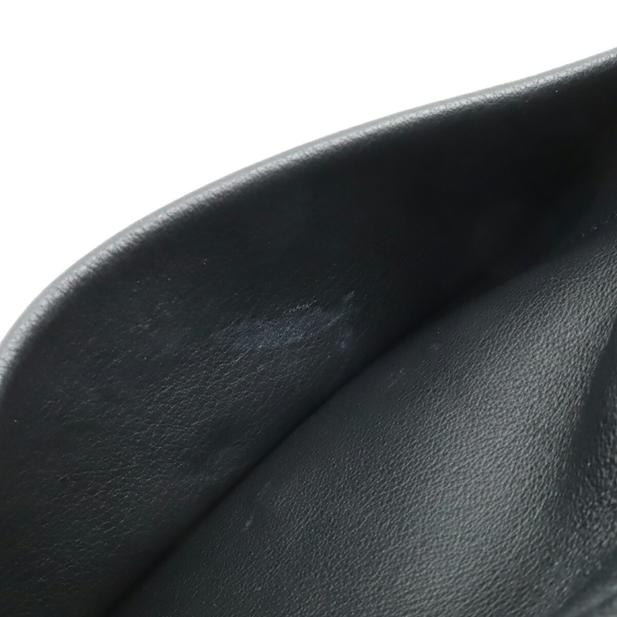 Balenciaga Black Leather Pochette Shoulder Bag (Pre-Owned)