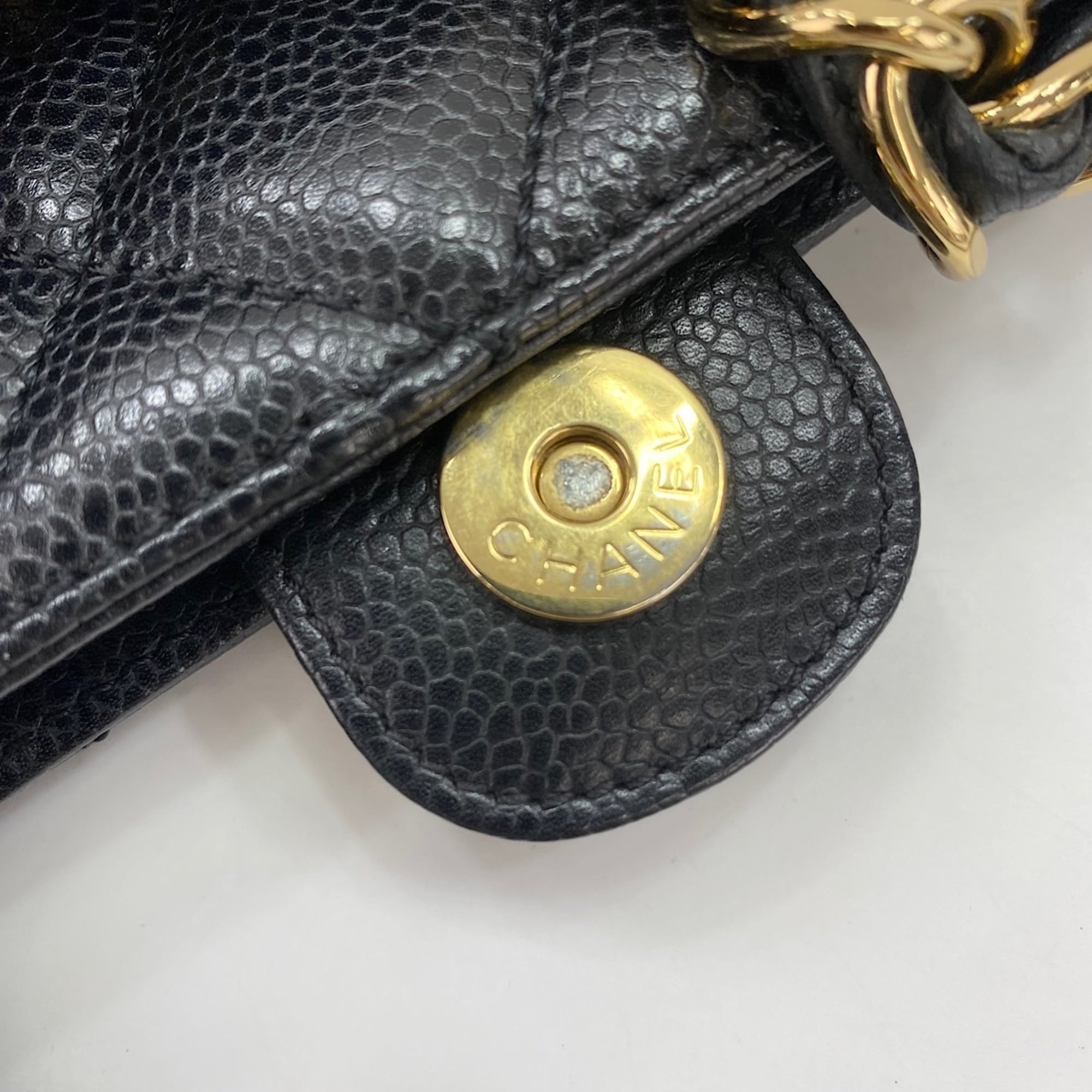 Chanel Matelasse Black Handbag (Pre-Owned)