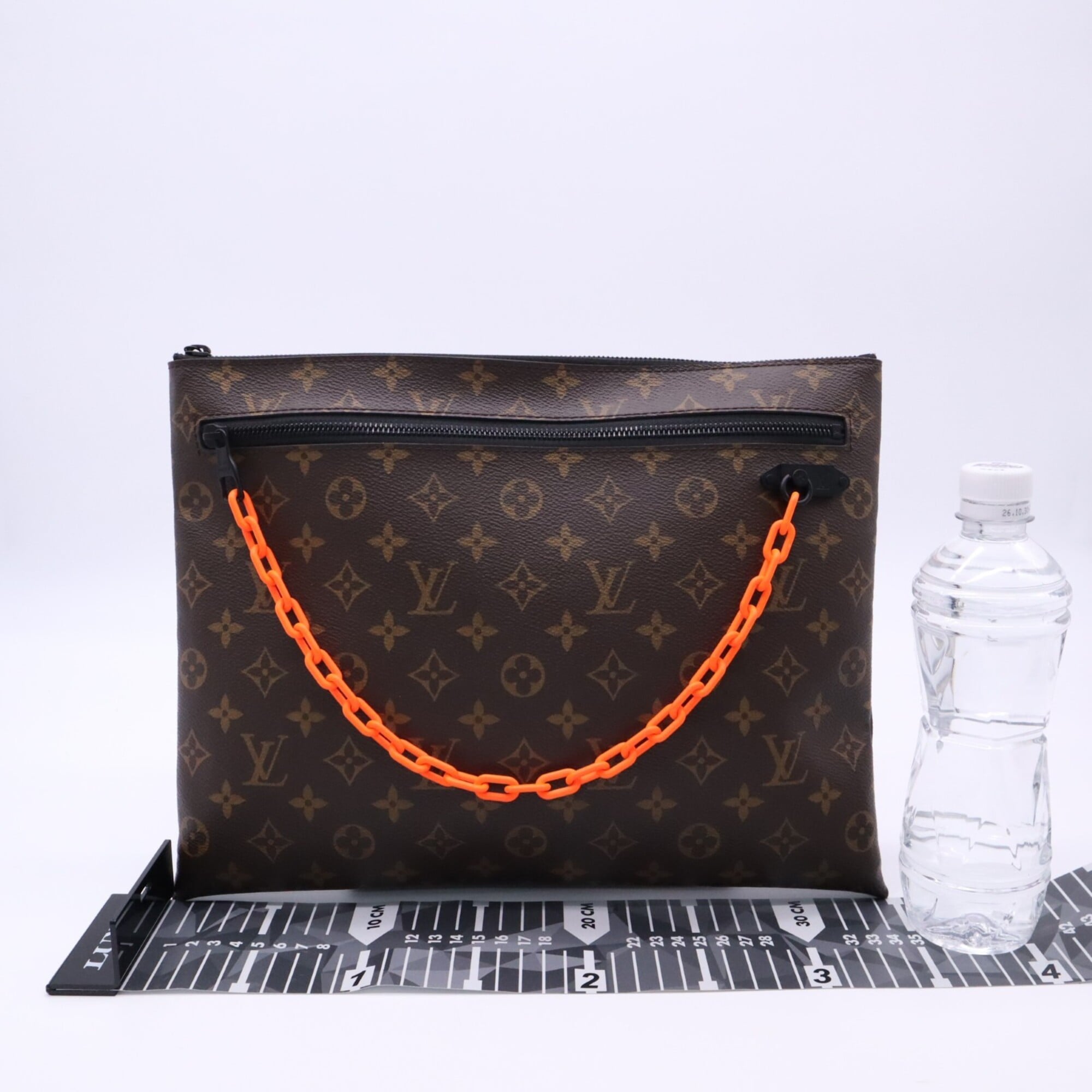 Louis Vuitton Beige Brown Coated Canvas Clutch Bag Pochette (Pre-Owned)