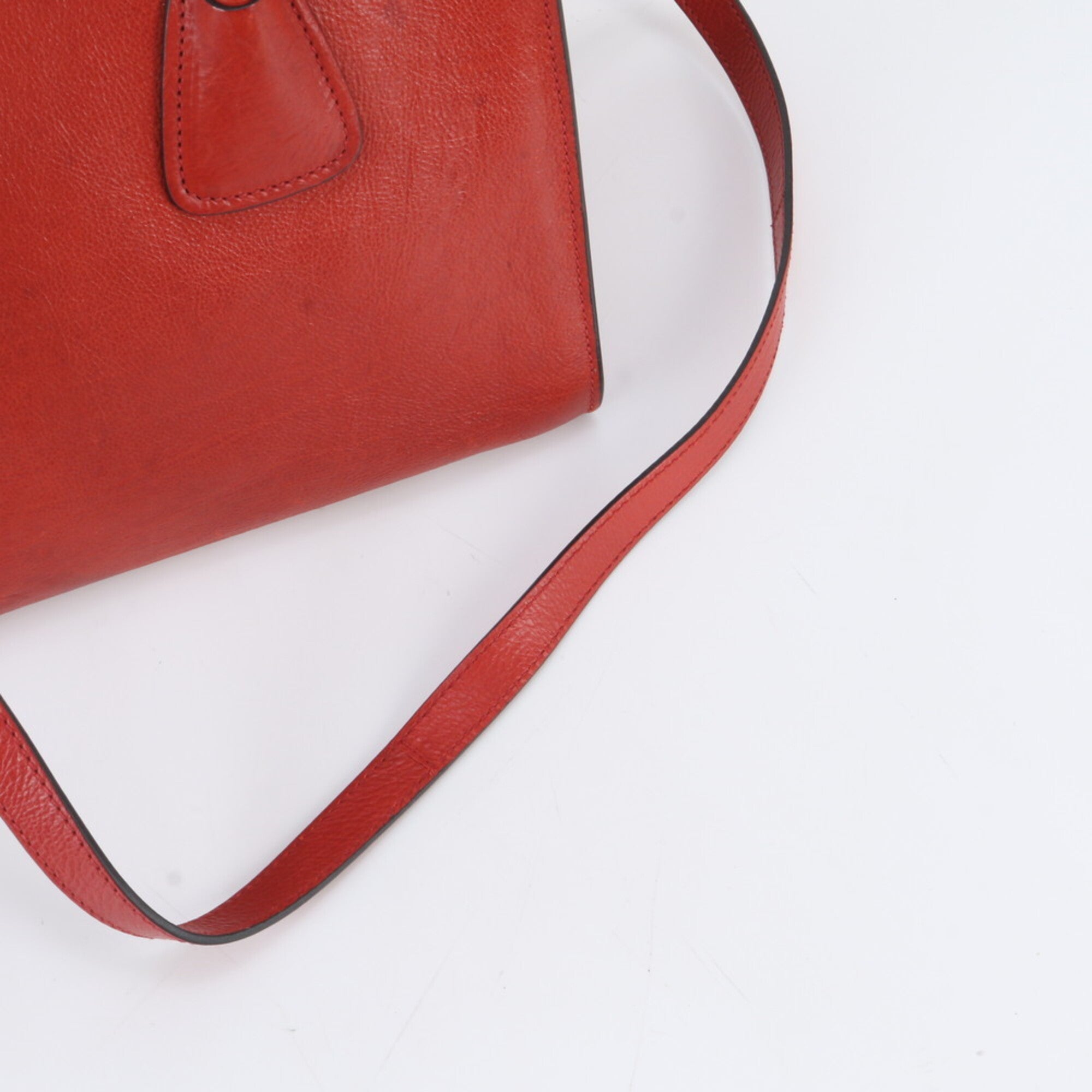 Prada Red Color Leather Shoulder Bag (Pre-Owned)