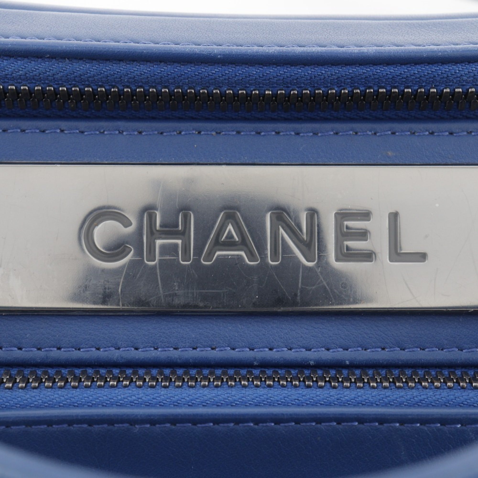 Chanel Blue Leather Handbag (Pre-Owned)