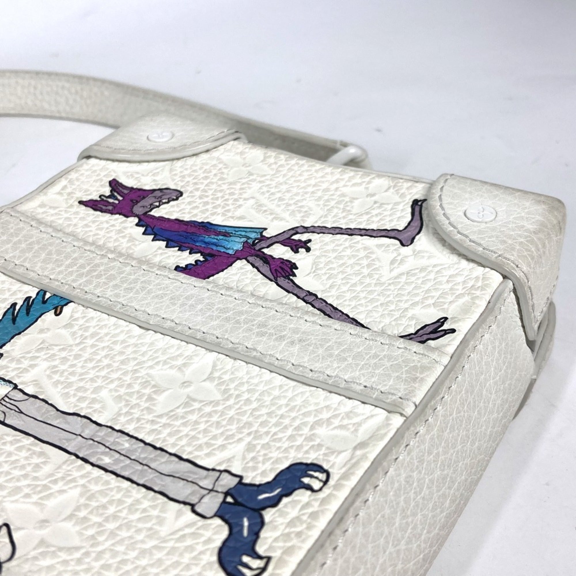 Louis Vuitton White Leather Clutch Bag Shoulder Bag (Pre-Owned)