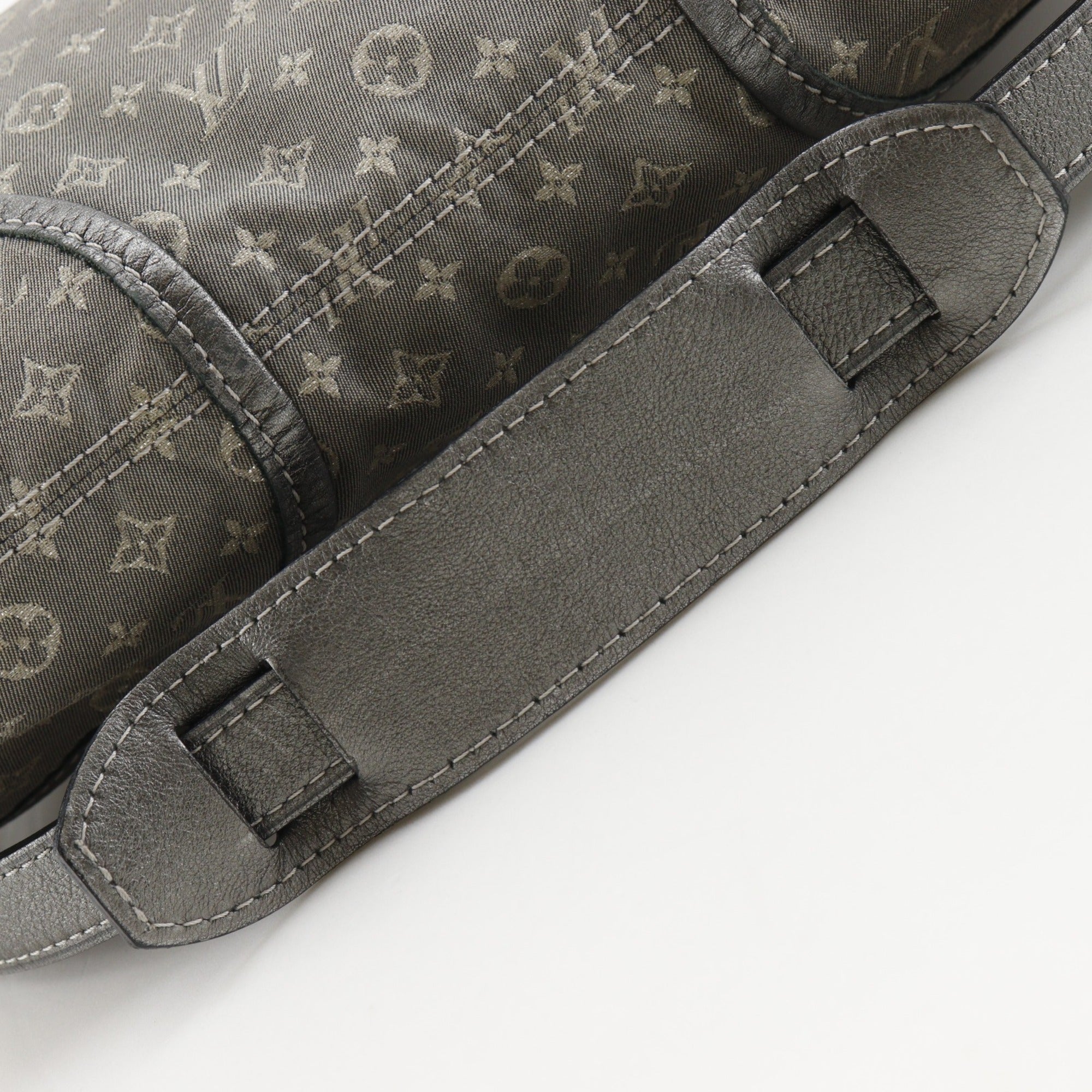 Louis Vuitton Gray Platine Monogram Mini Lin Handbag Shoulder Bag (Pre-Owned)