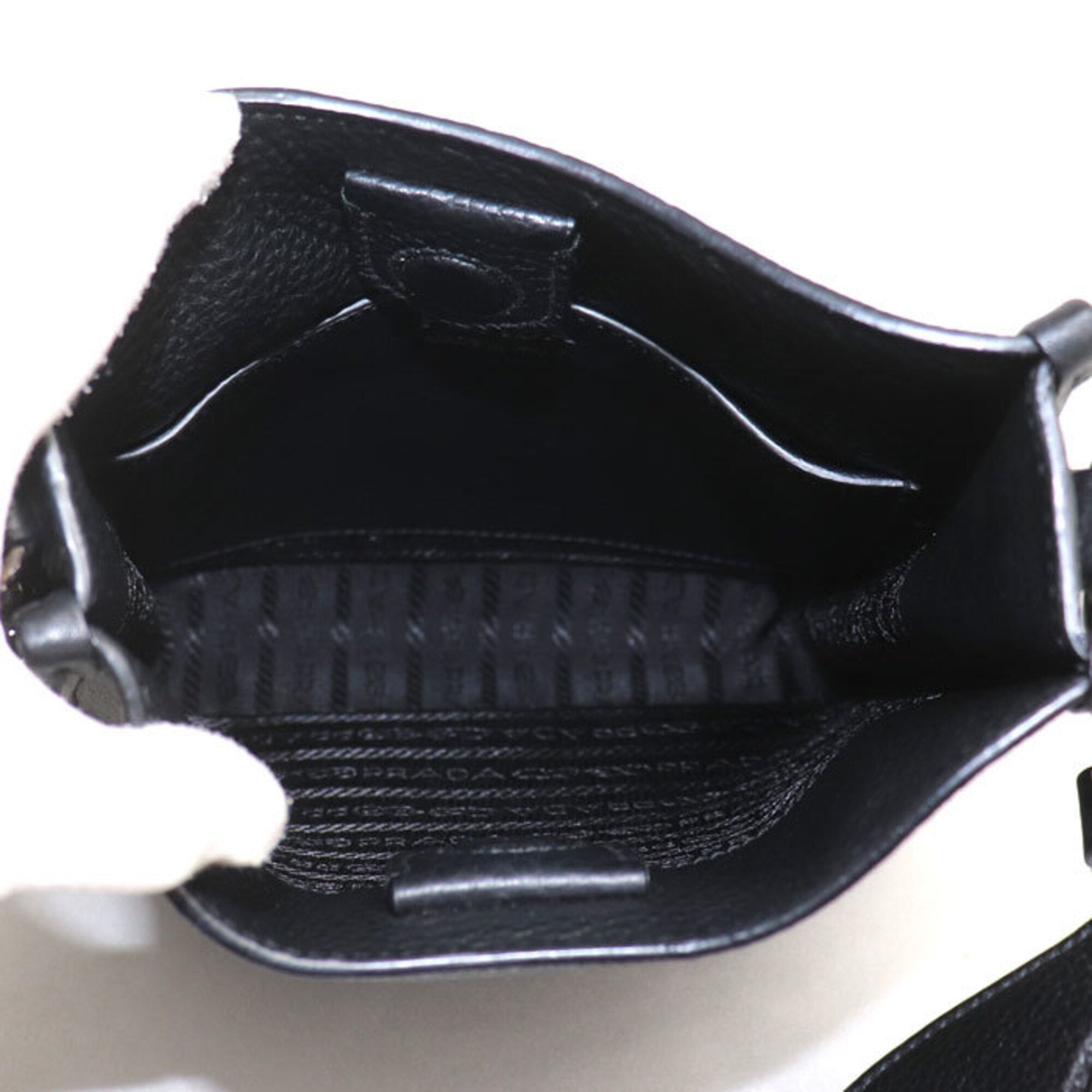 Prada Black Leather Shoulder Bag (Pre-Owned)