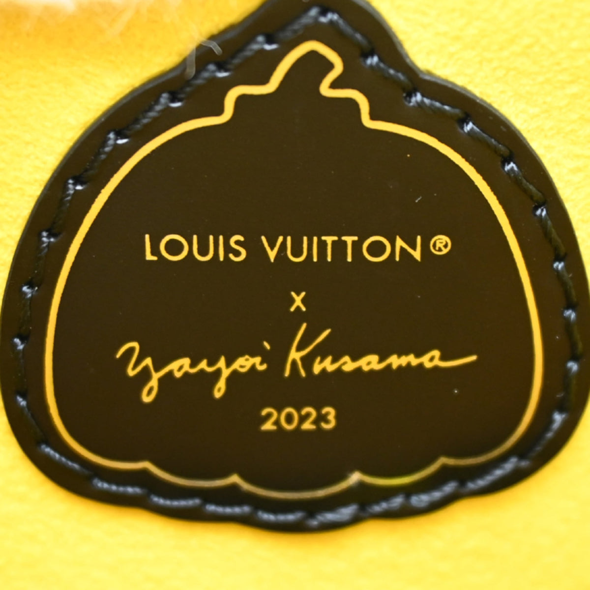 Louis Vuitton Jaune Noir Epi Leather Handbag (Pre-Owned)