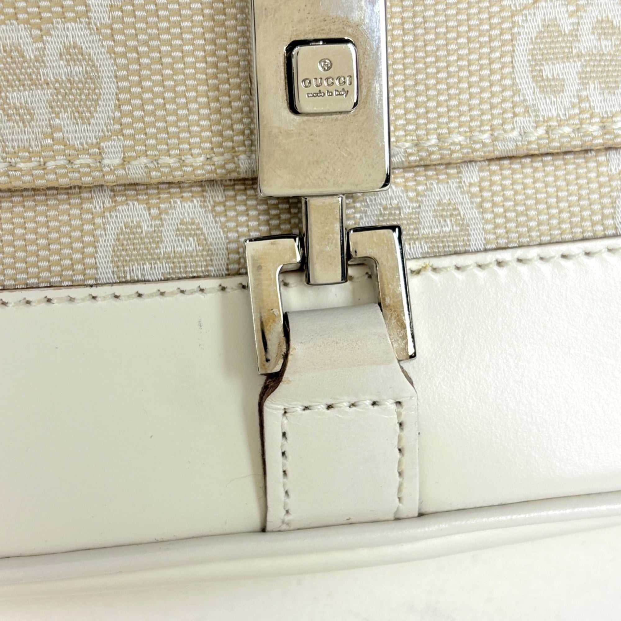 Gucci White Gg Canvas Leather Shoulder Bag (Pre-Owned)