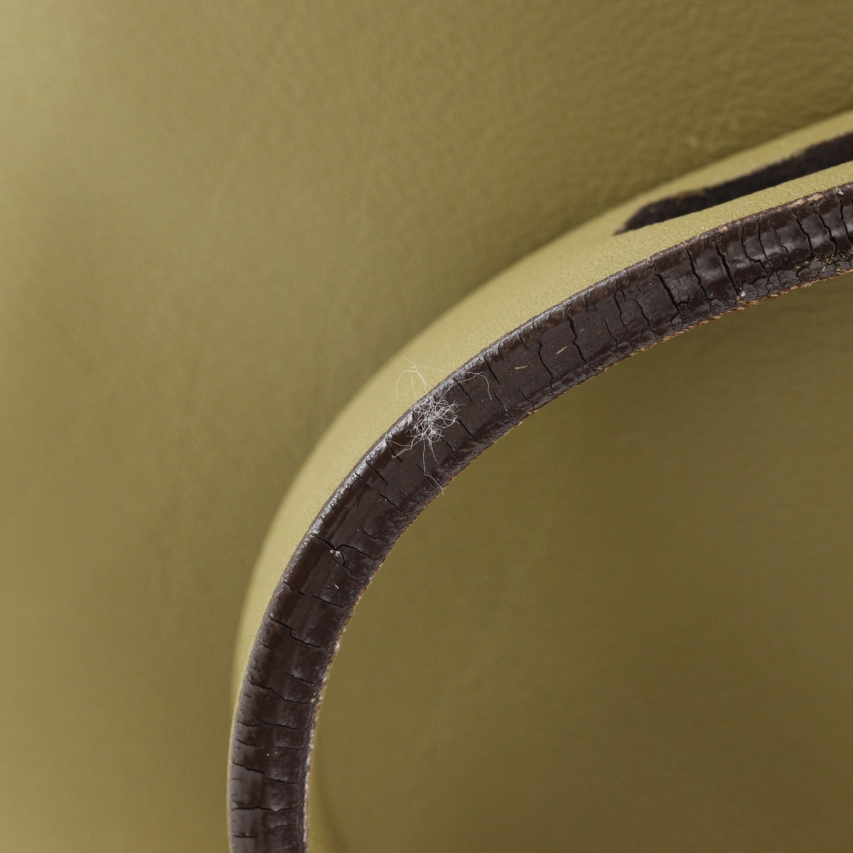 Loewe Olive Leather Shoulder Bag (Pre-Owned)