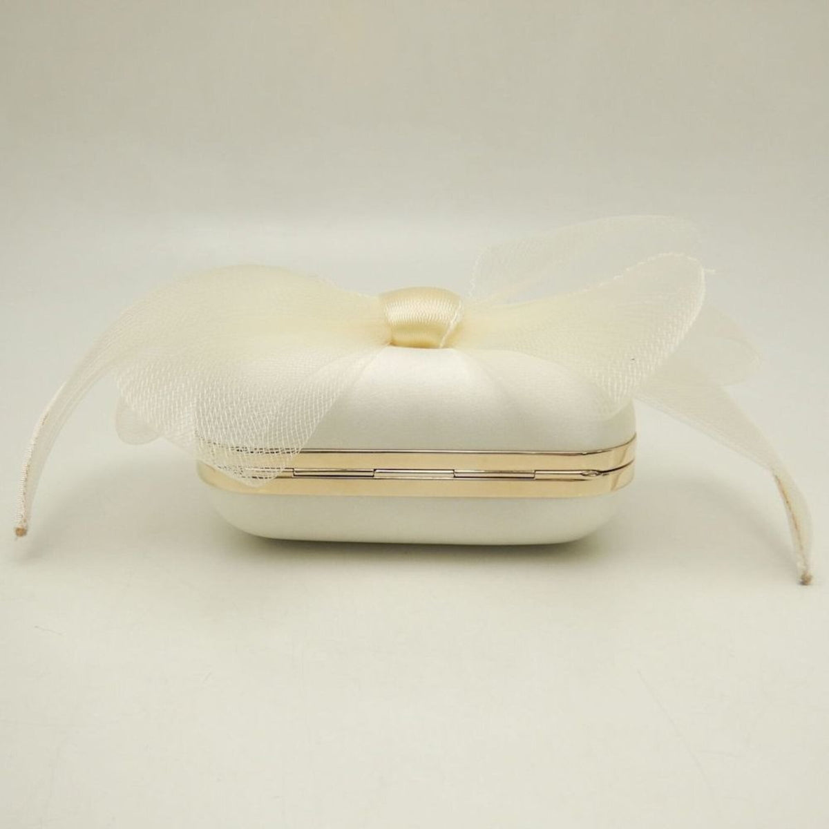 Jimmy Choo Off-White Satin Clutch Bag (Pre-Owned)