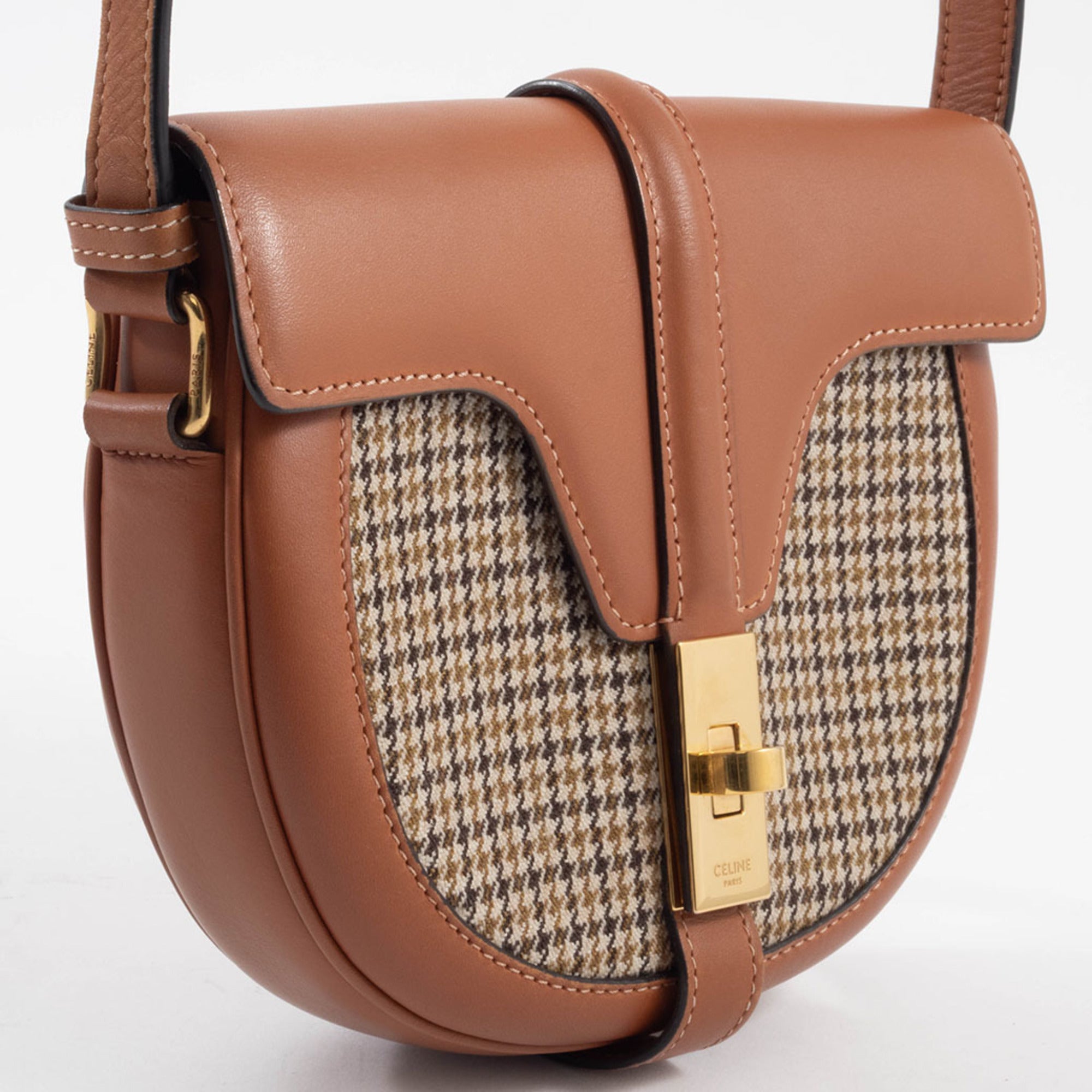 Celine Canvas Leather Shoulder Bag (Pre-Owned)