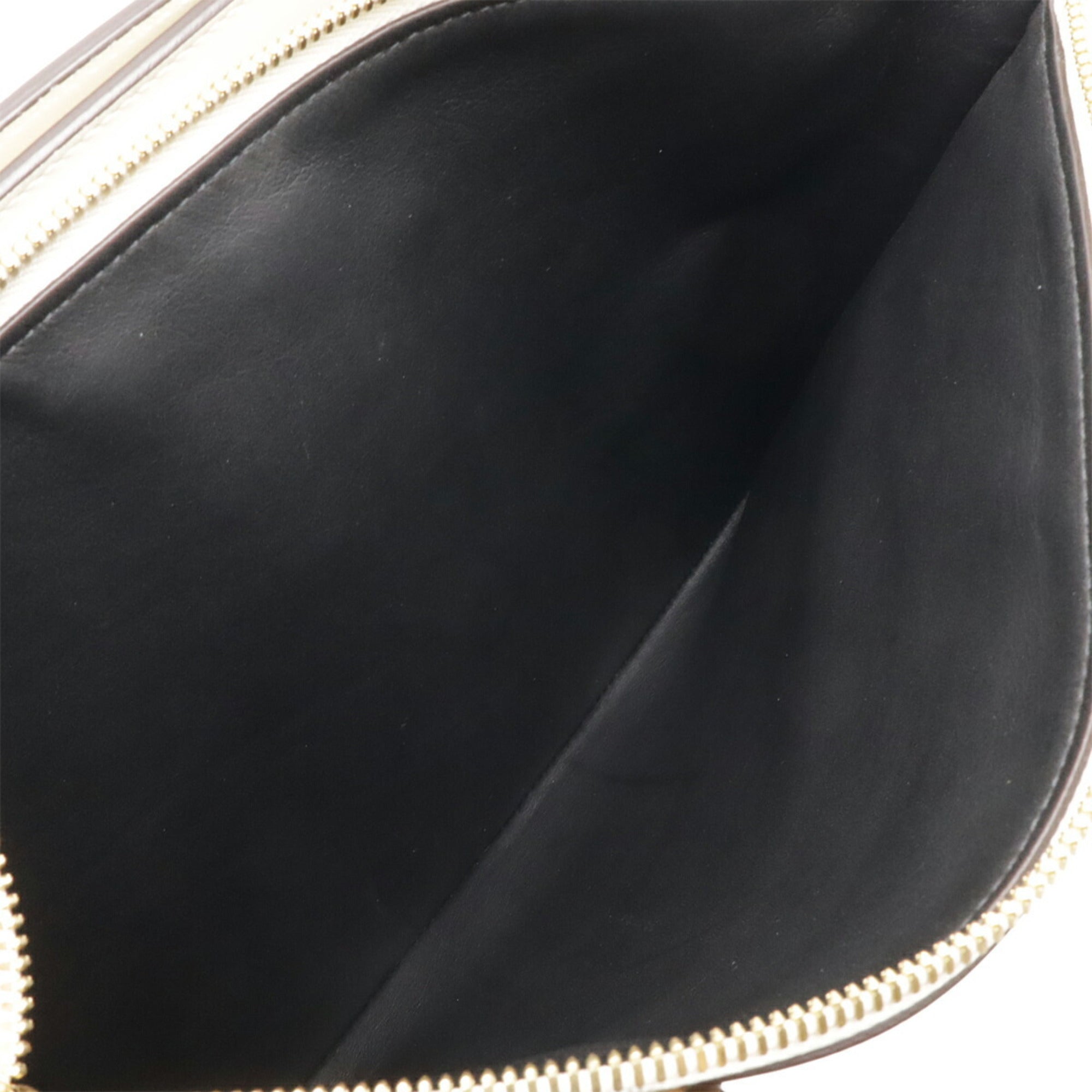 Louis Vuitton White Leather Handbag (Pre-Owned)