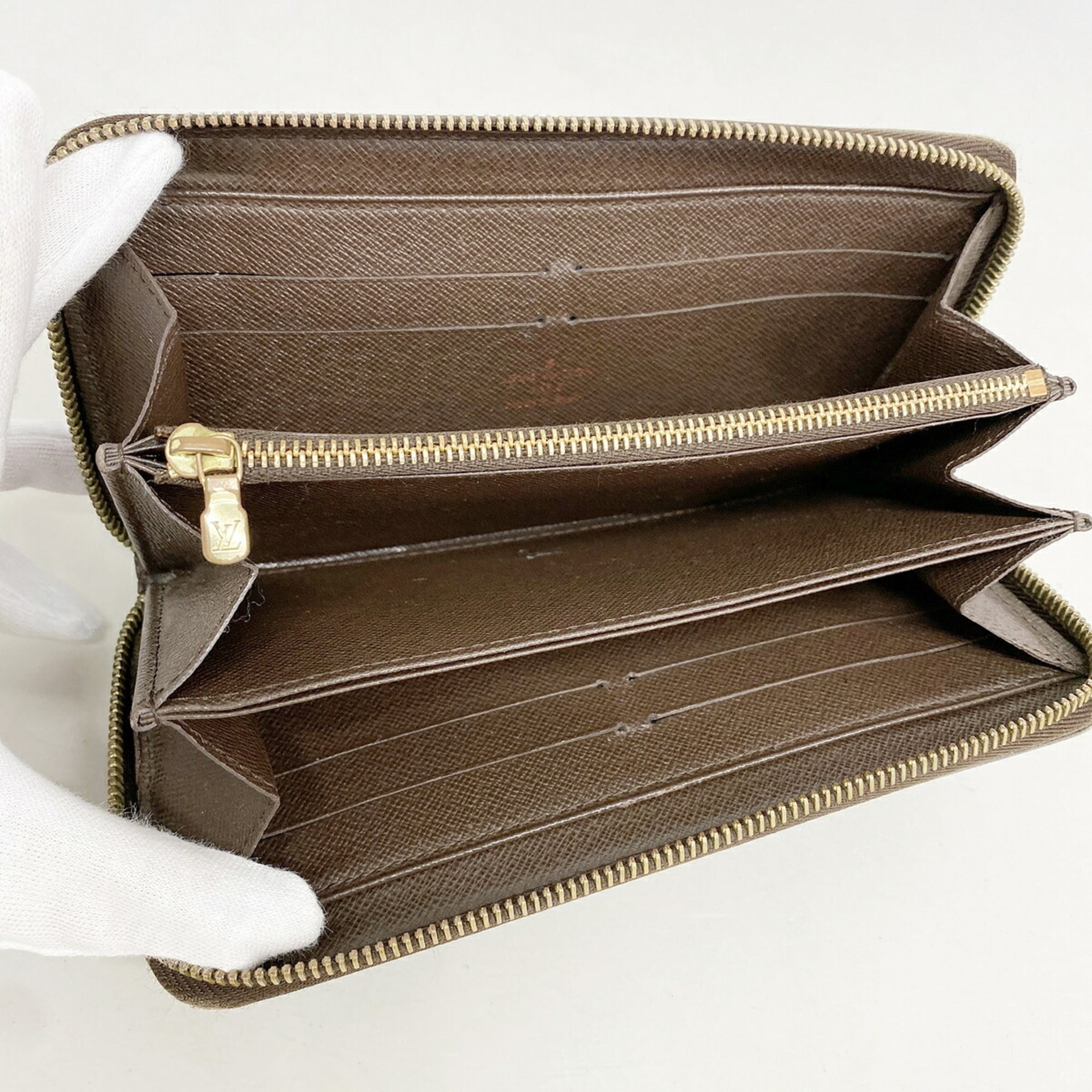 Louis Vuitton Ebene Long Wallet (Bi-Fold) (Pre-Owned)