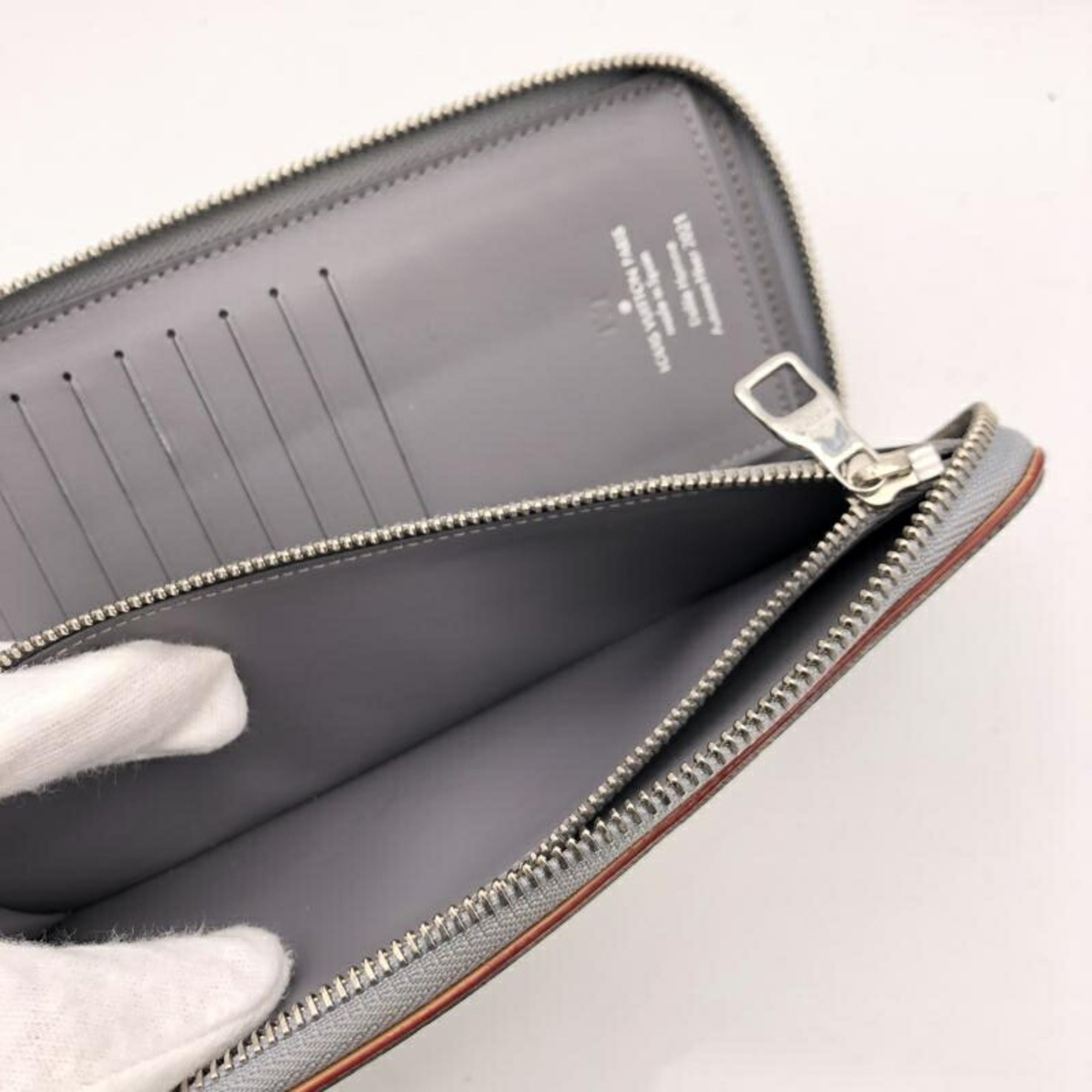 Louis Vuitton Silver Long Wallet (Bi-Fold) (Pre-Owned)