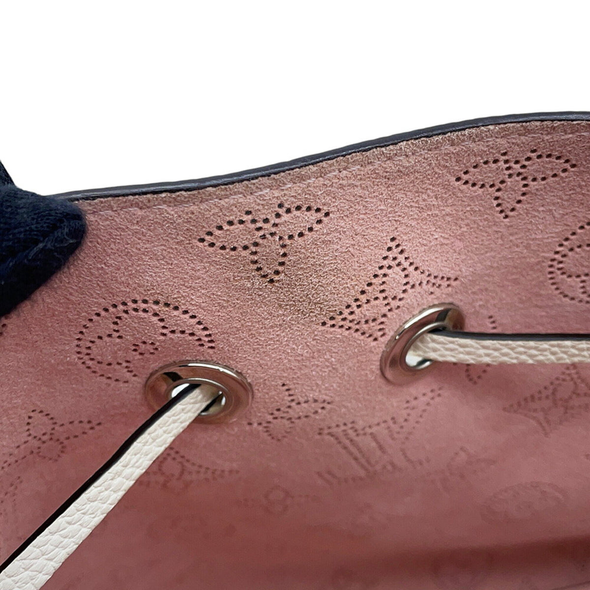 Louis Vuitton Mahina Pink Mahina Leather Handbag Shoulder Bag (Pre-Owned)