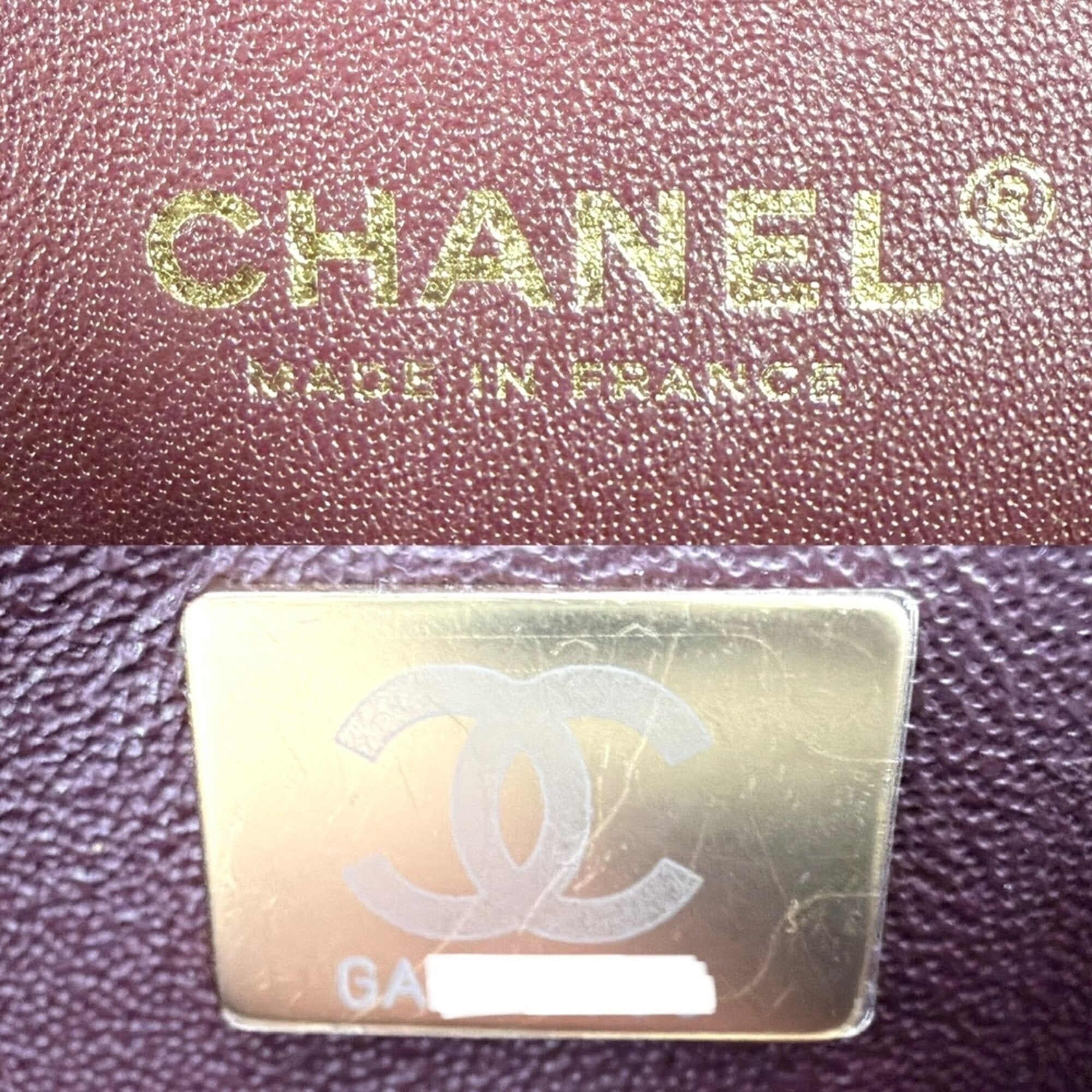 Chanel Black Grained Calfskin Shoulder Bag (Pre-Owned)