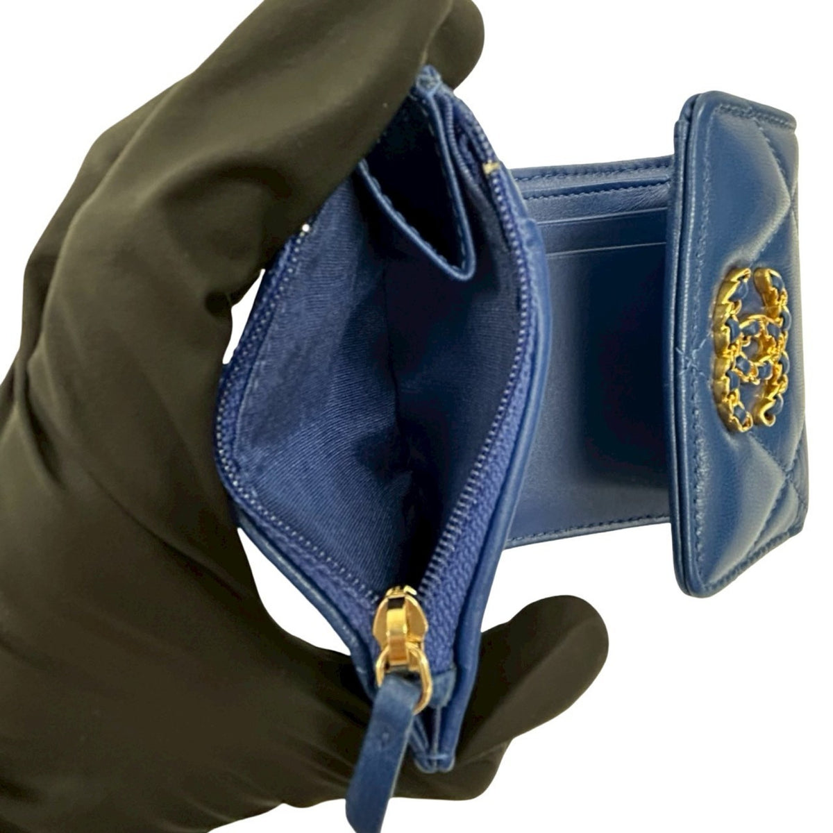 Chanel Blue Leather Wallet (Bi-Fold) (Pre-Owned)