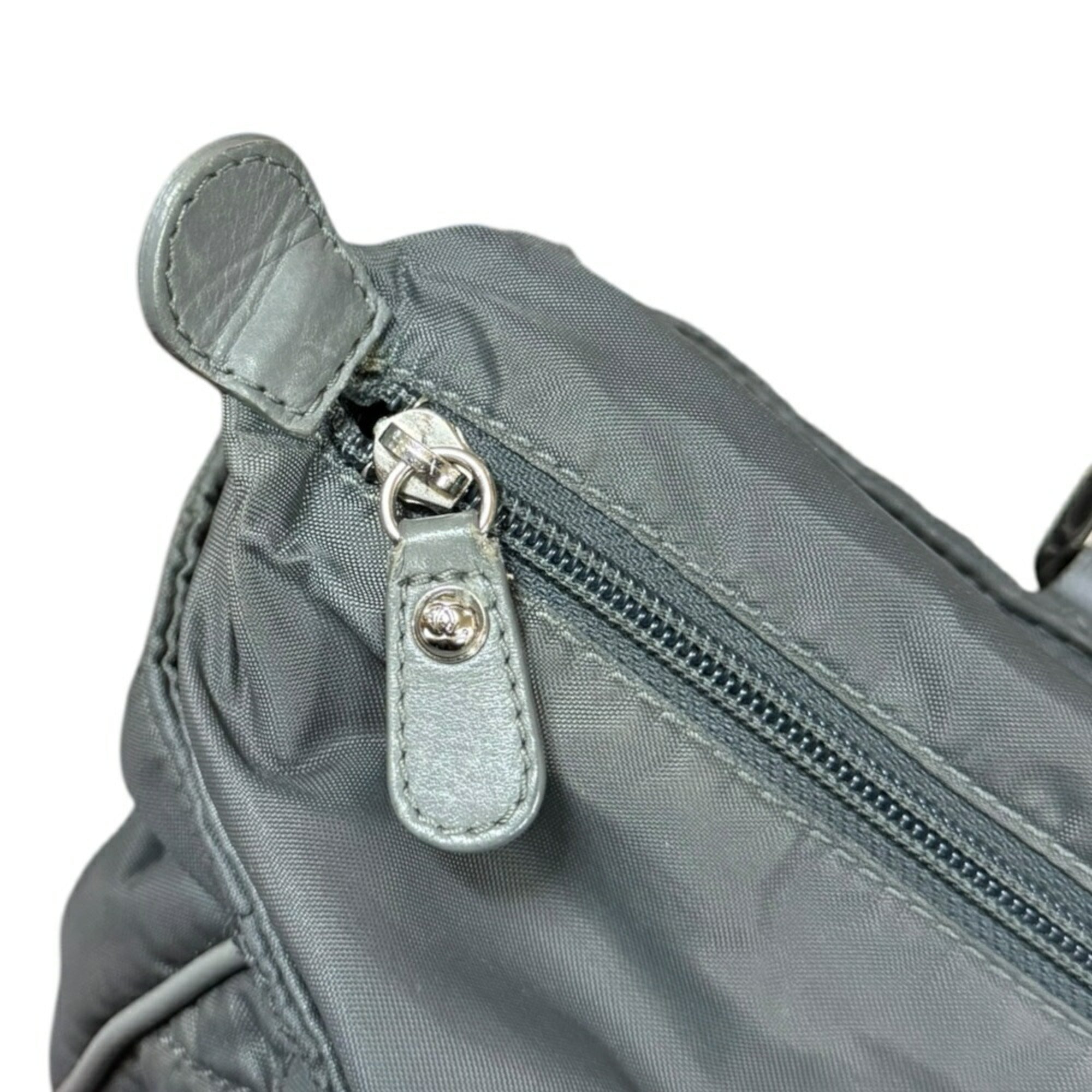 Chanel Gray Nylon Leather Tote Bag (Pre-Owned)