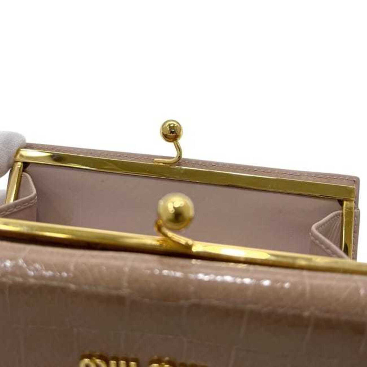 Miu Miu Beige Patent Leather Wallet (Bi-Fold) (Pre-Owned)