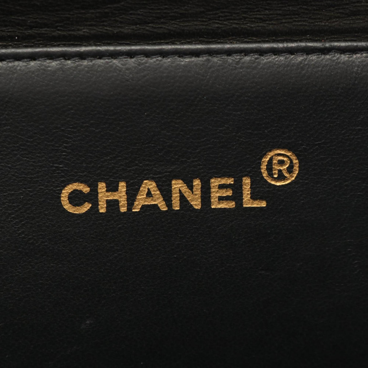 Chanel Black Leather Handbag (Pre-Owned)