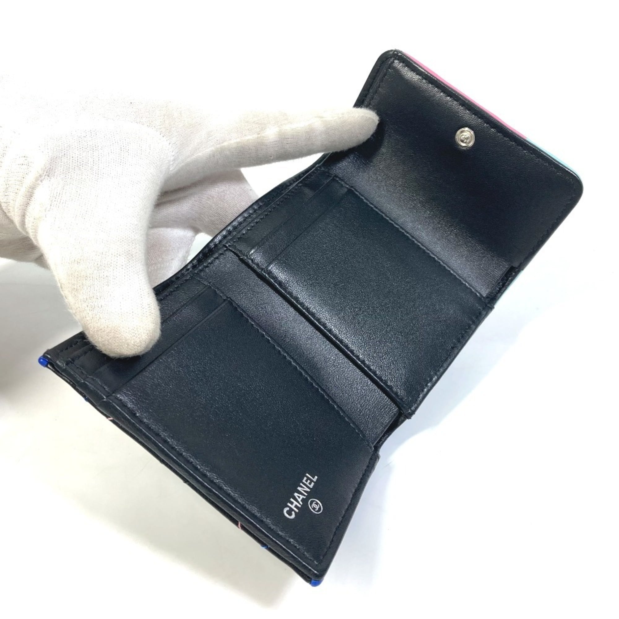Chanel Black Leather Wallet (Tri-Fold) (Pre-Owned)