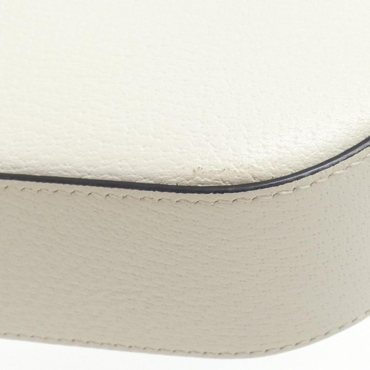 Gucci White Leather Shoulder Bag (Pre-Owned)
