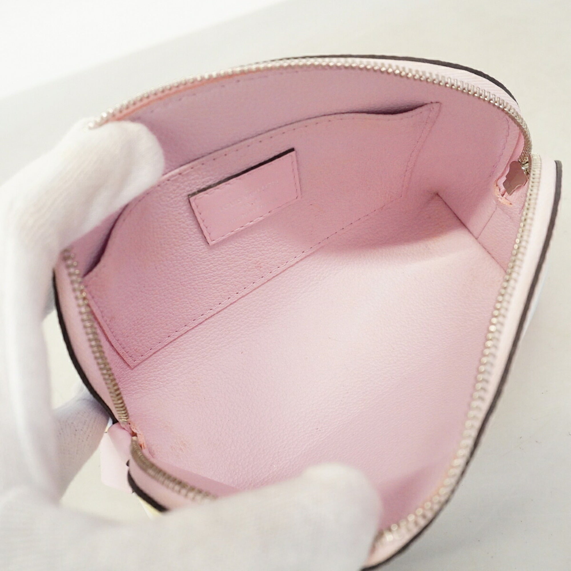 Louis Vuitton Multi-Color Pouch (Pre-Owned)