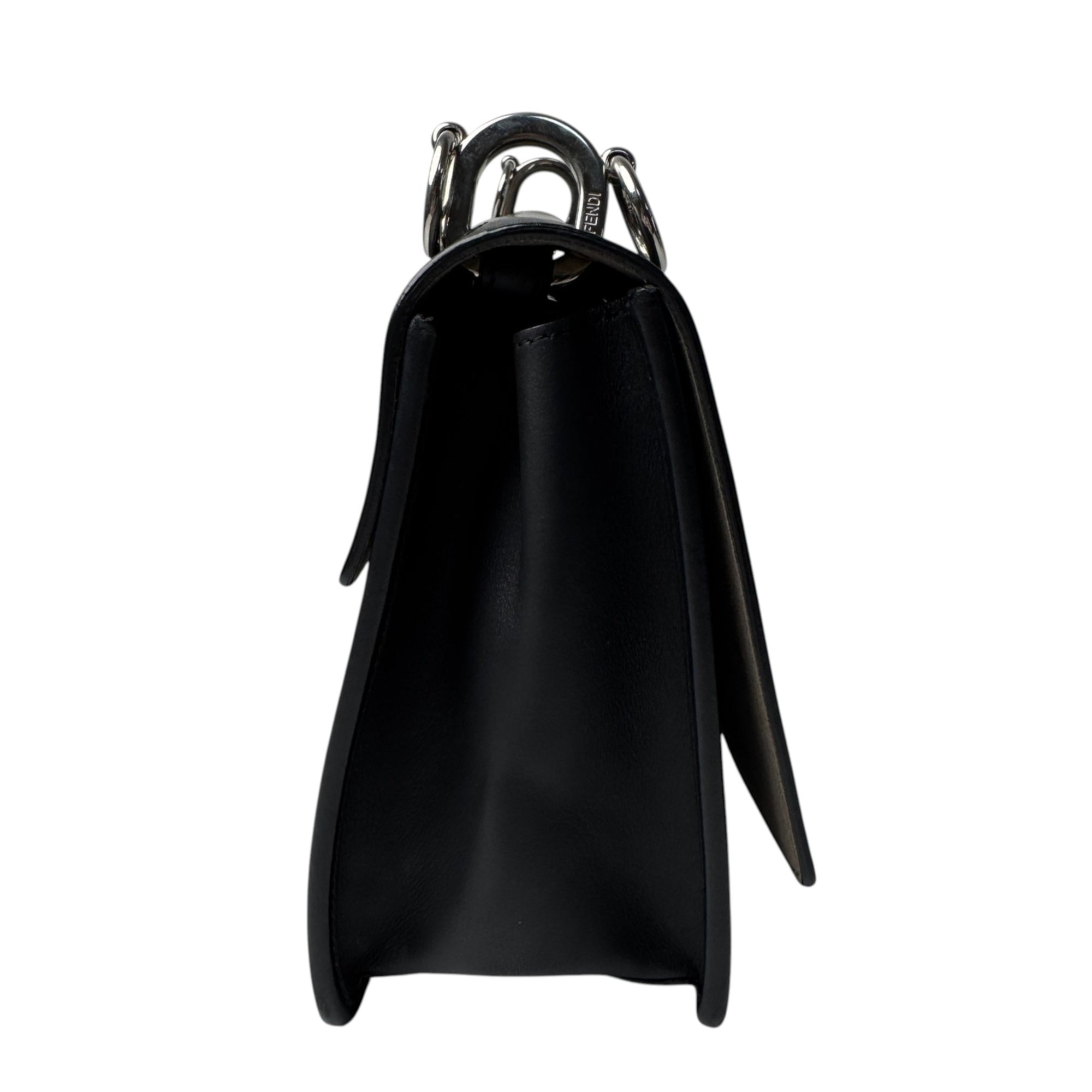 Fendi Black Leather Shoulder Bag (Pre-Owned)