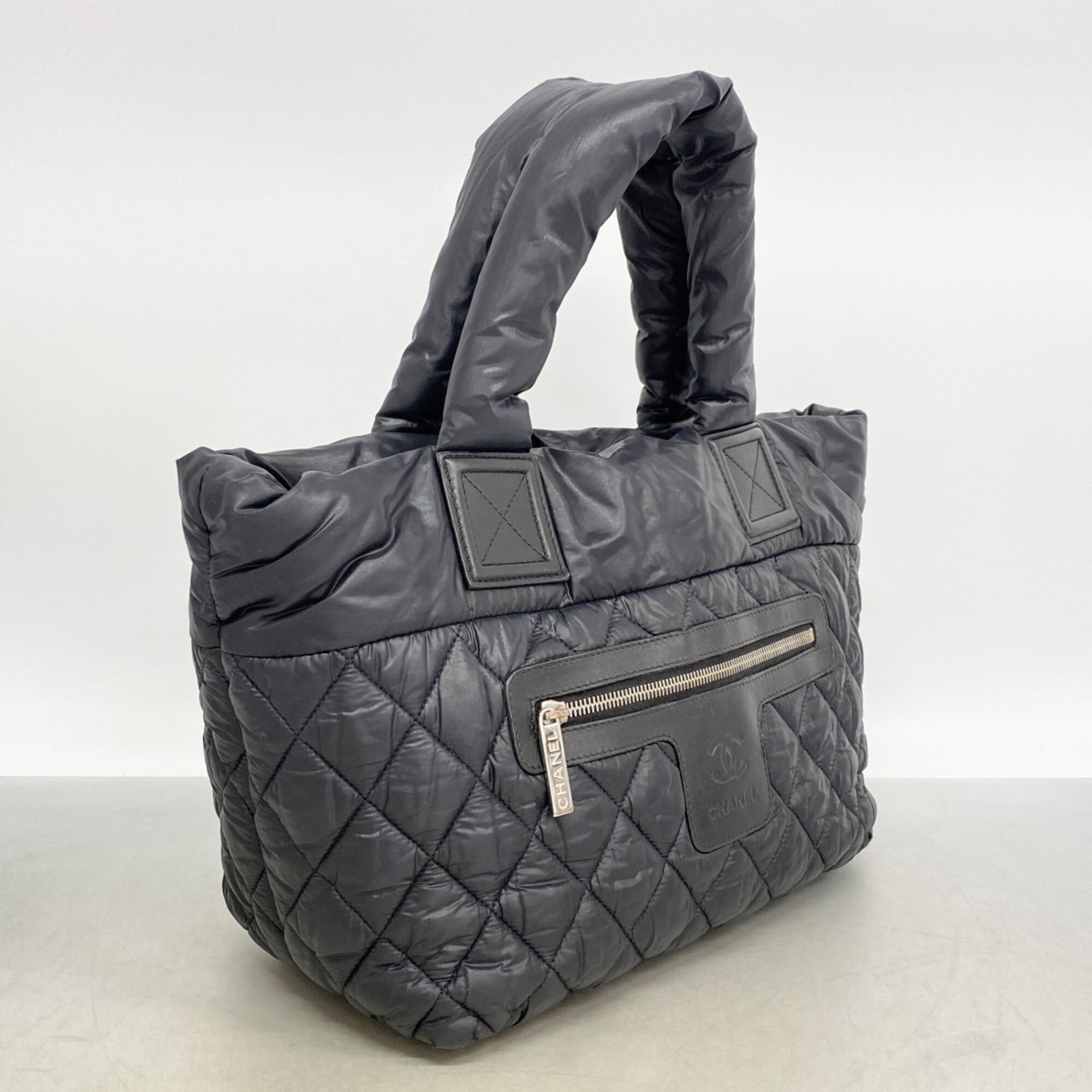 Chanel Black Nylon Handbag (Pre-Owned)