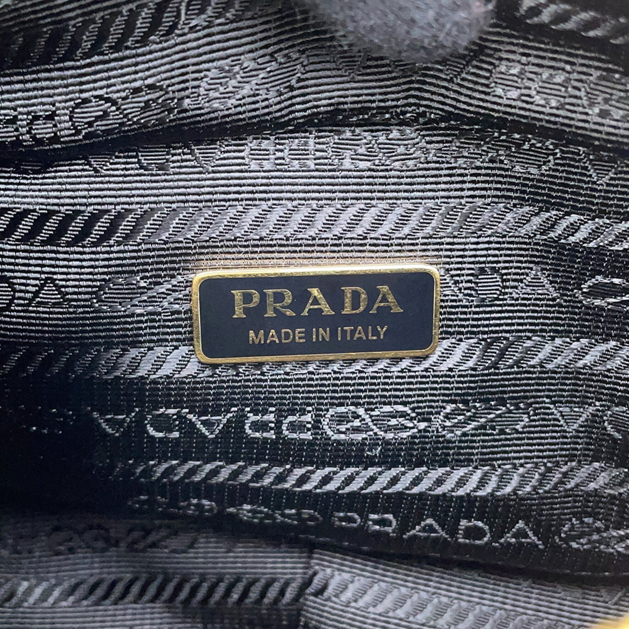 Prada White Leather Handbag (Pre-Owned)