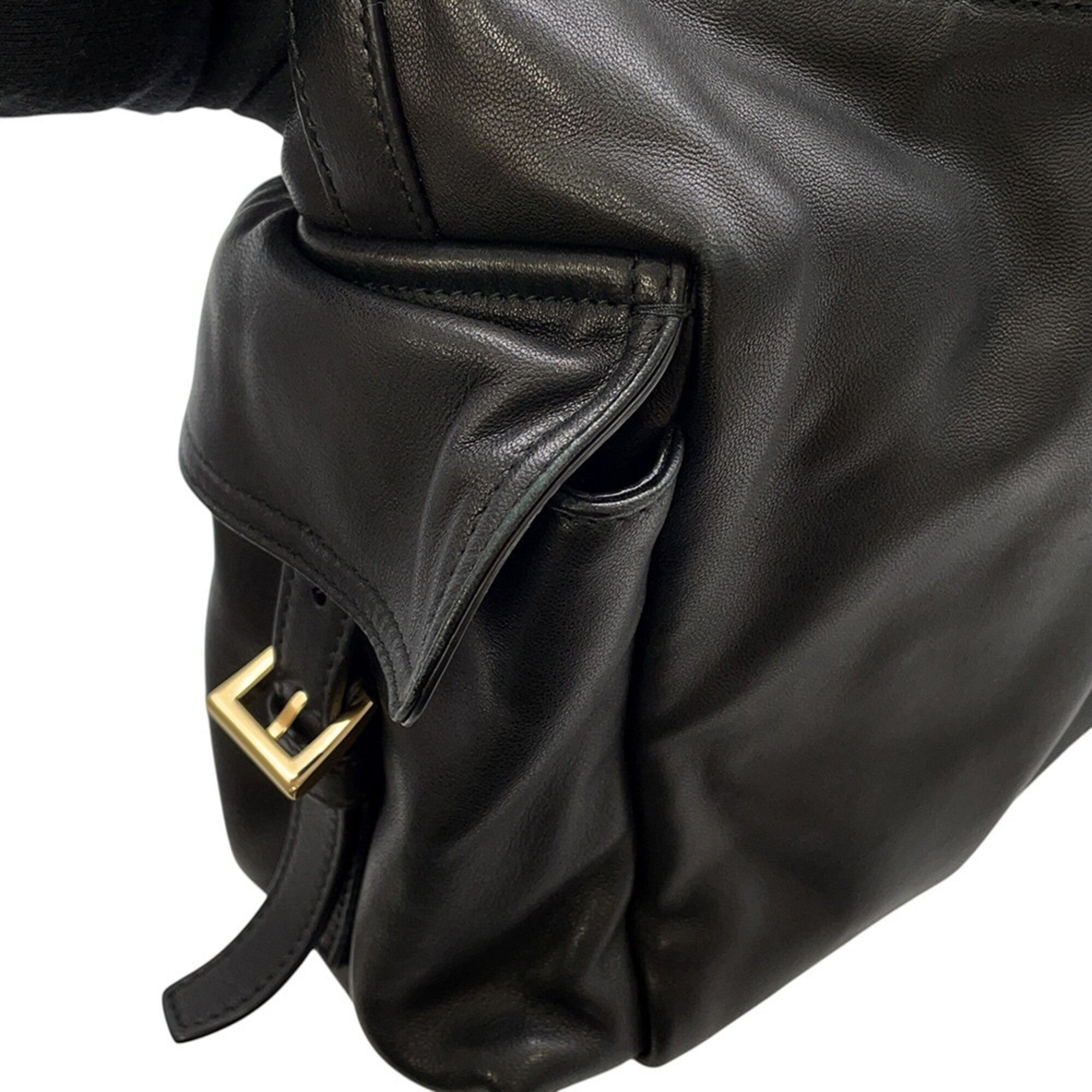 Prada Black Leather Handbag Shoulder Bag (Pre-Owned)
