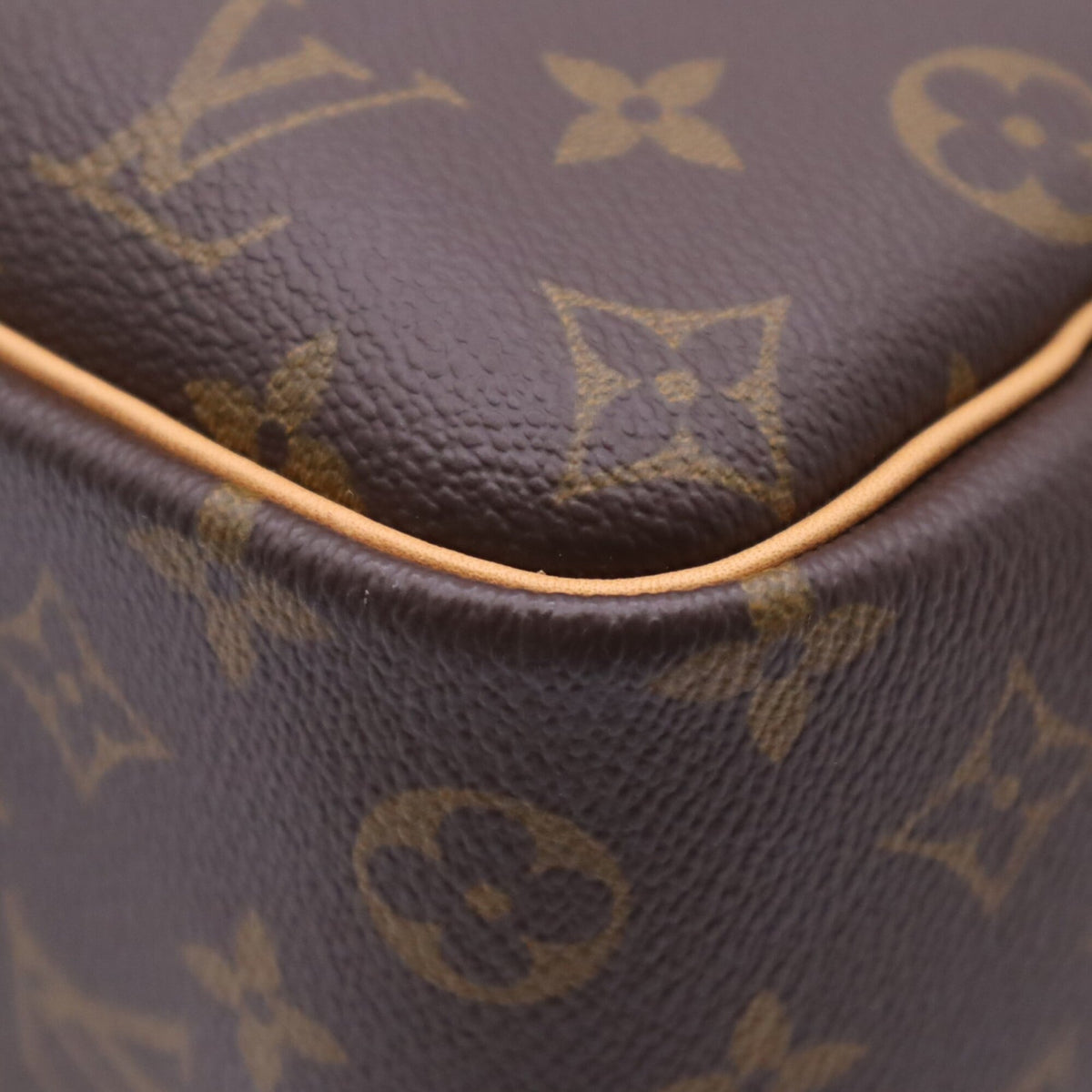 Louis Vuitton Beige Brown Coated Canvas Leather Handbag (Pre-Owned)