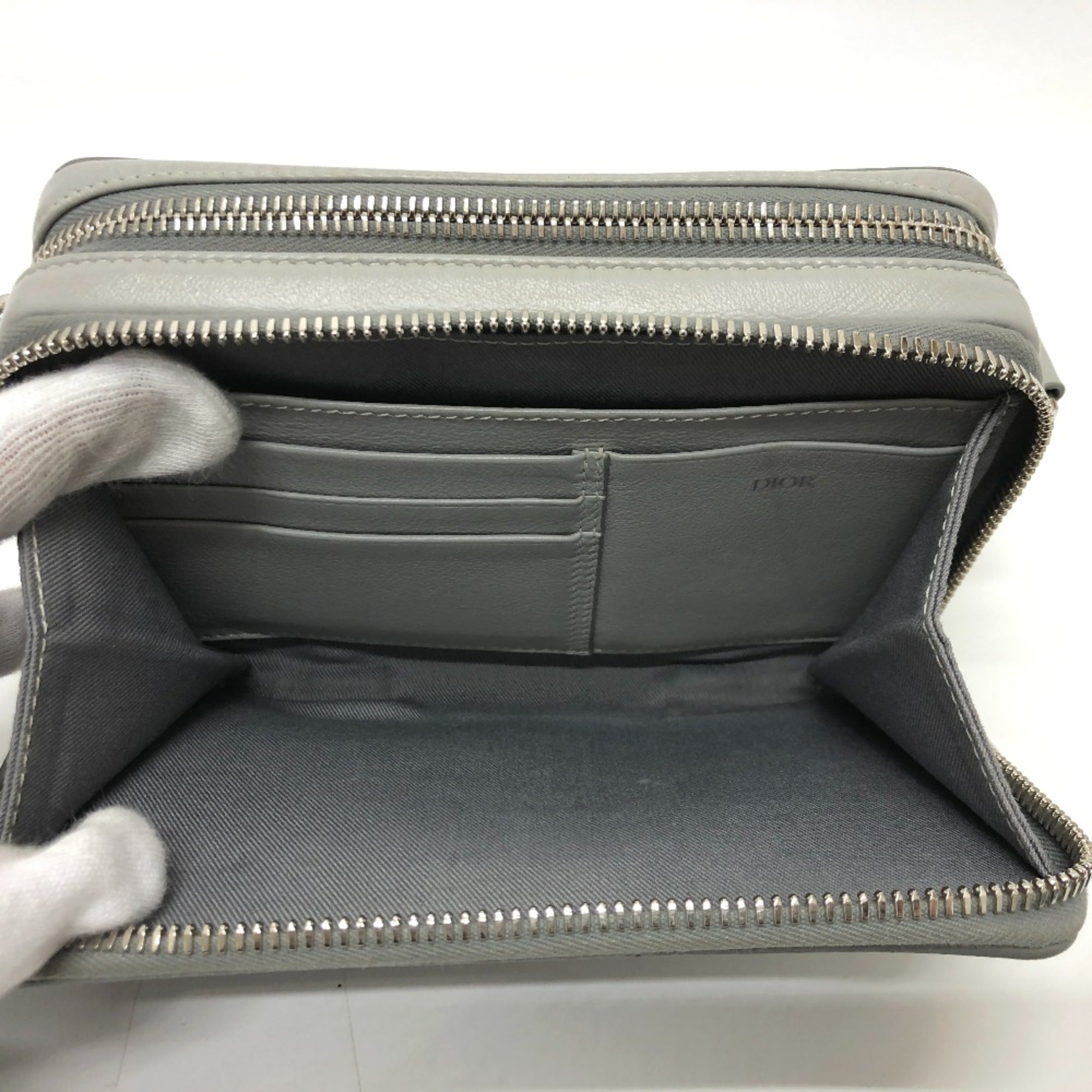 Christian Dior Gray Cloth Shoulder Bag (Pre-Owned)