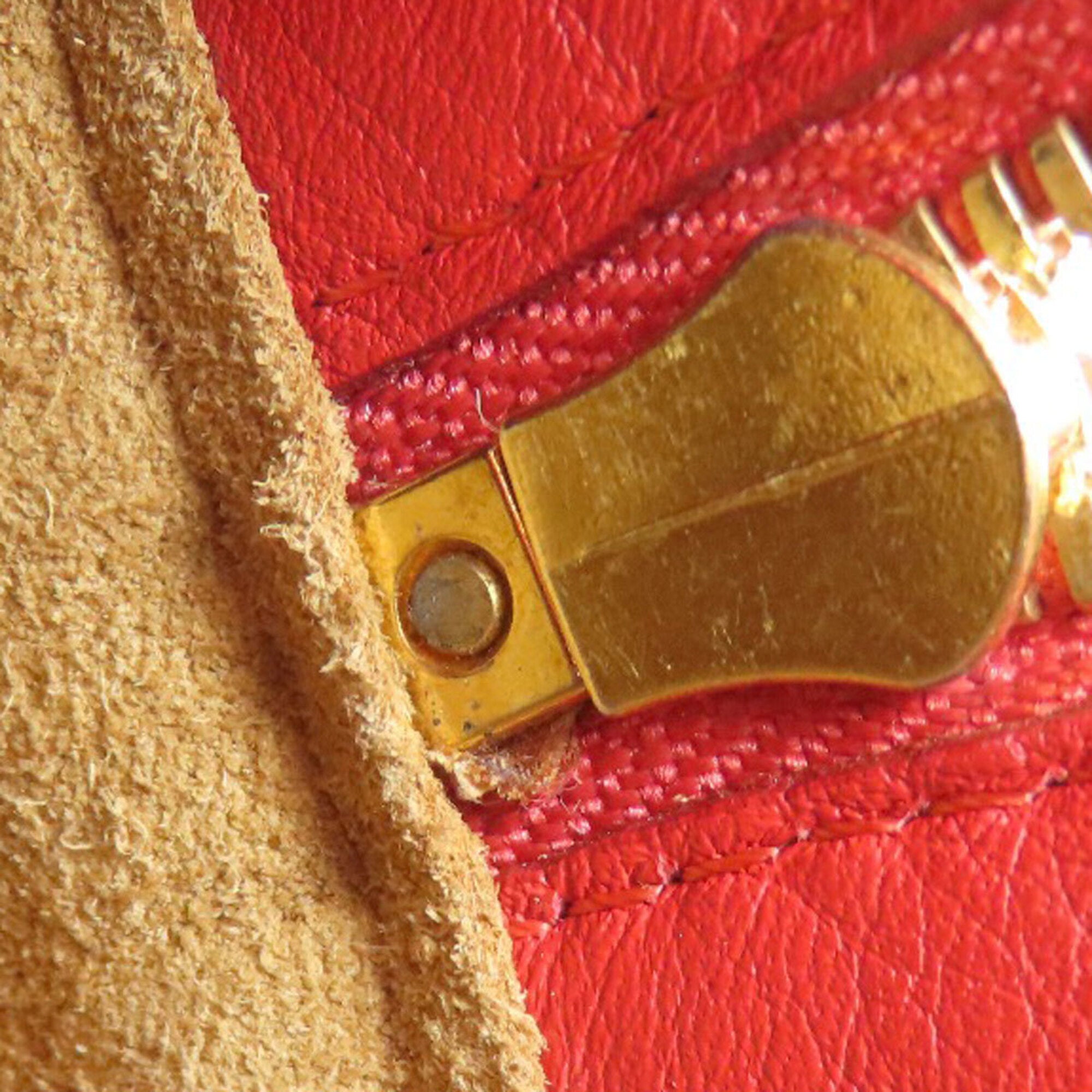Loewe Red Color Leather Handbag (Pre-Owned)