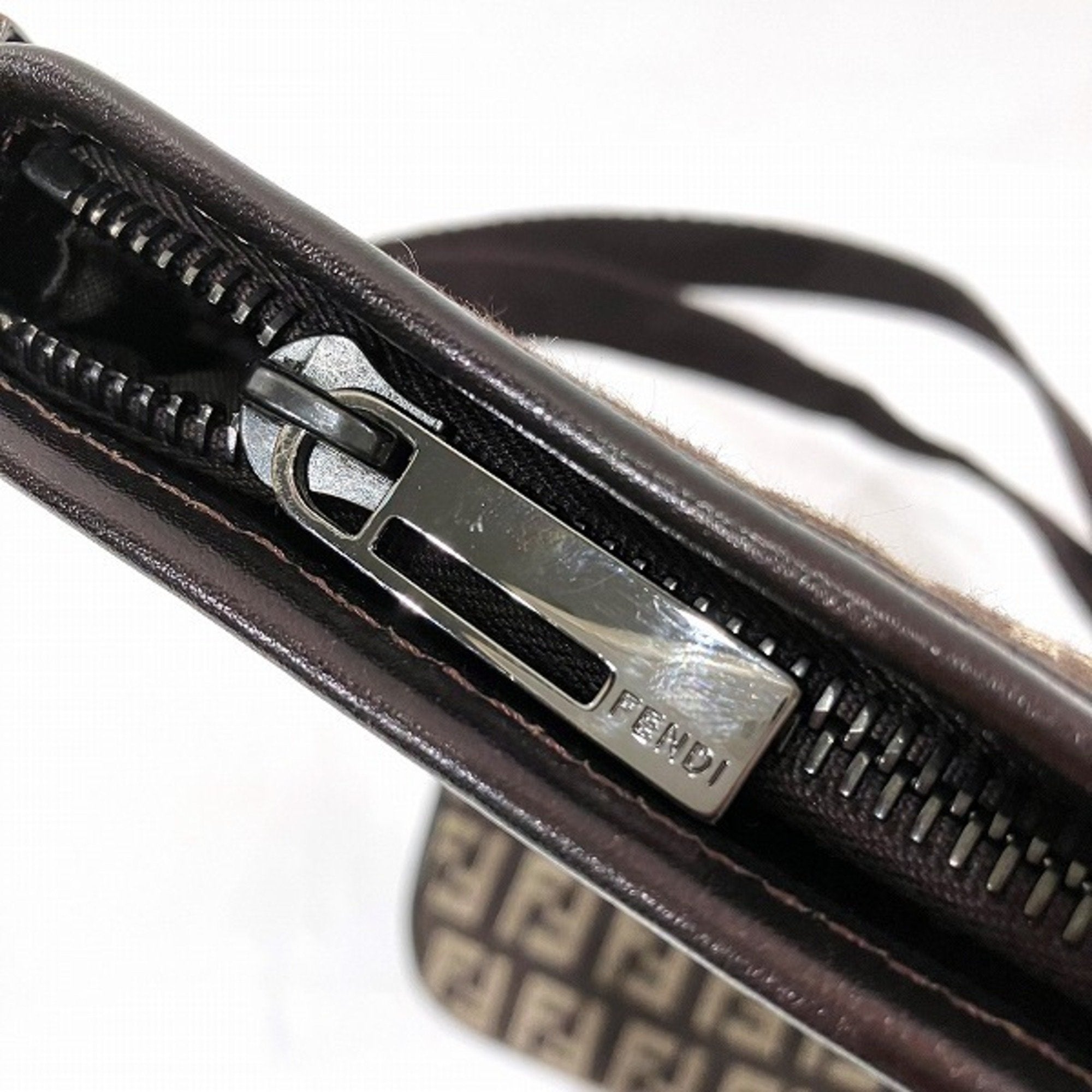 Fendi Brown Canvas Shoulder Bag (Pre-Owned)