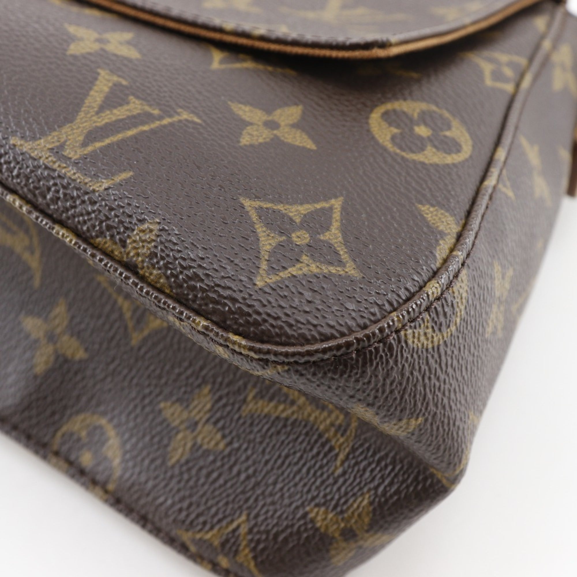 Louis Vuitton Brown Monogram Canvas Shoulder Bag (Pre-Owned)