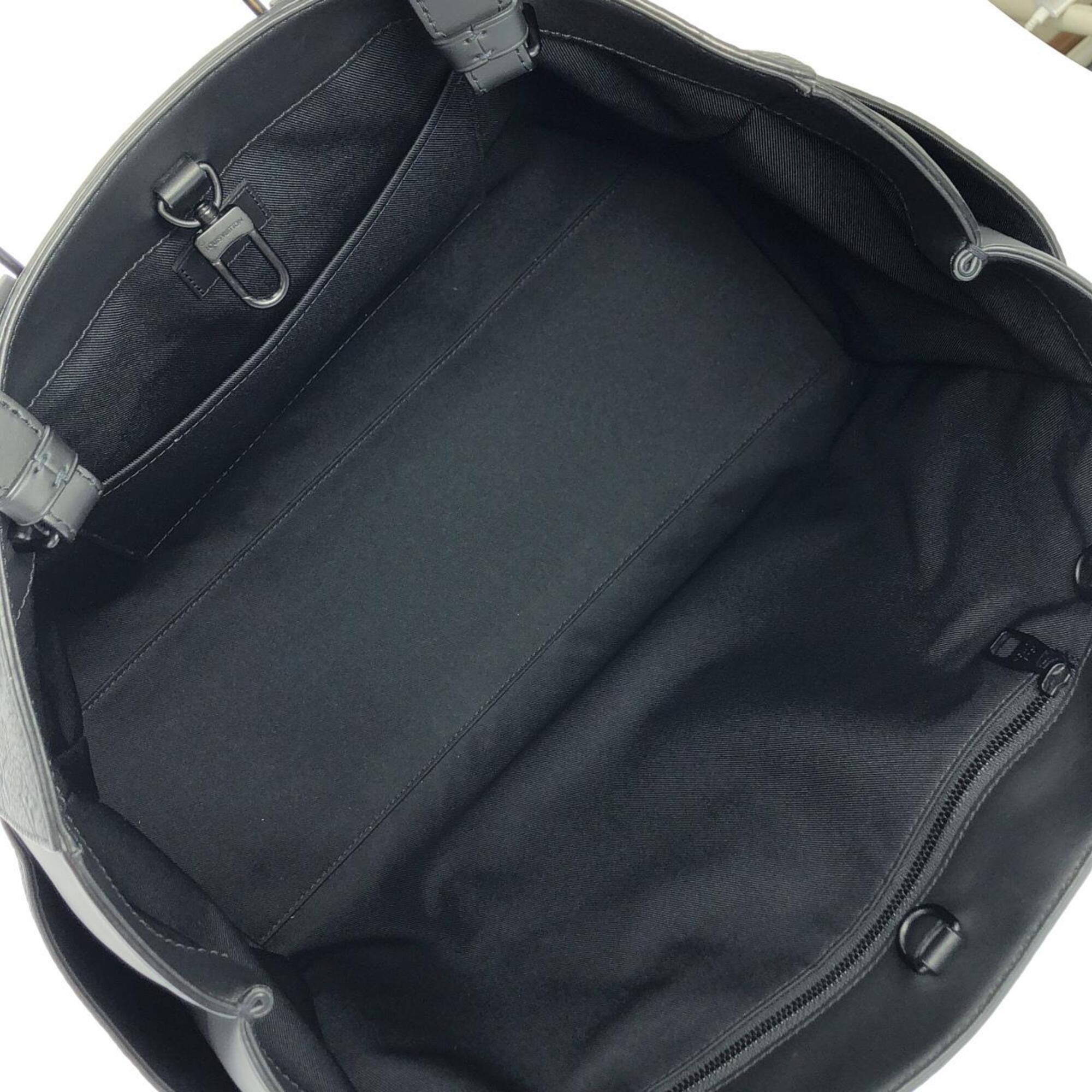 Louis Vuitton Black Leather Handbag (Pre-Owned)