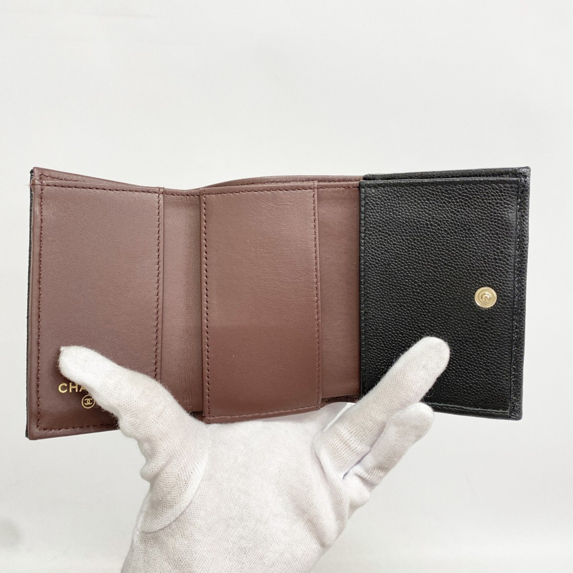 Chanel Black Grained Calfskin Wallet (Tri-Fold) (Pre-Owned)