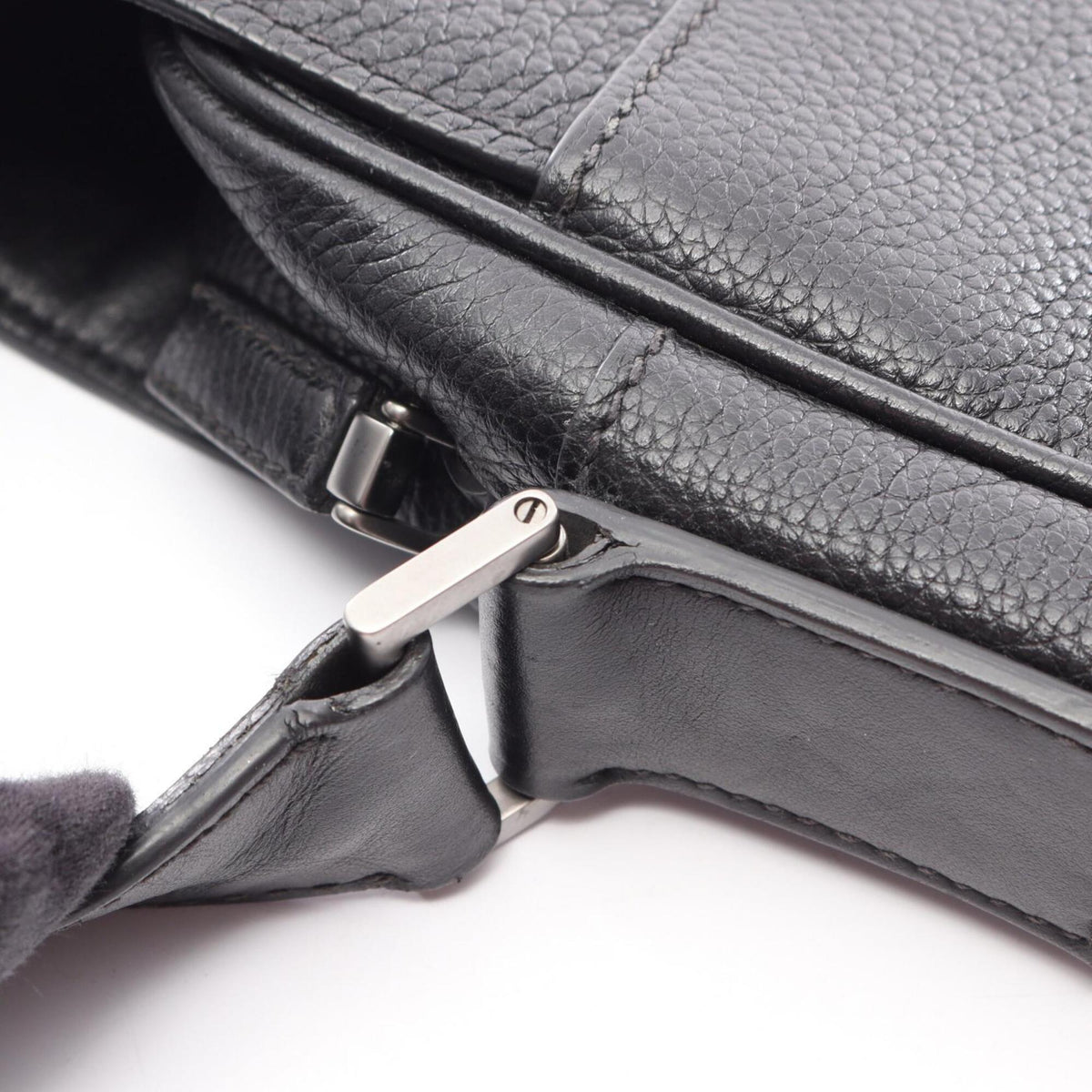 Prada Black Leather Handbag Shoulder Bag (Pre-Owned)