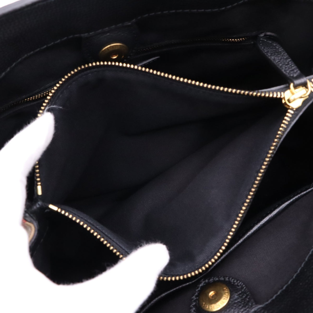 Burberry Black White Handbag Shoulder Bag (Pre-Owned)
