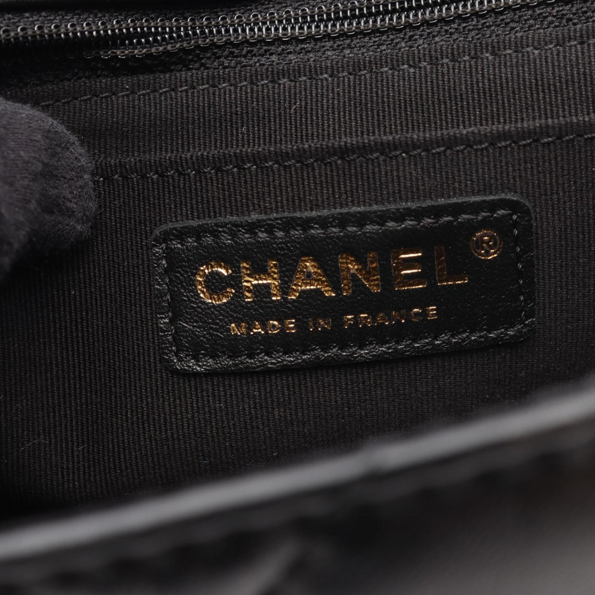Chanel Black Leather Handbag Shoulder Bag (Pre-Owned)