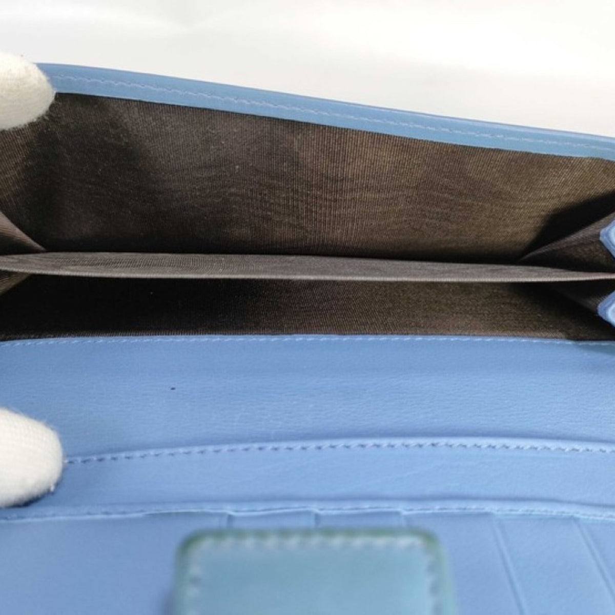 Gucci Blue Leather Long Wallet (Bi-Fold) (Pre-Owned)