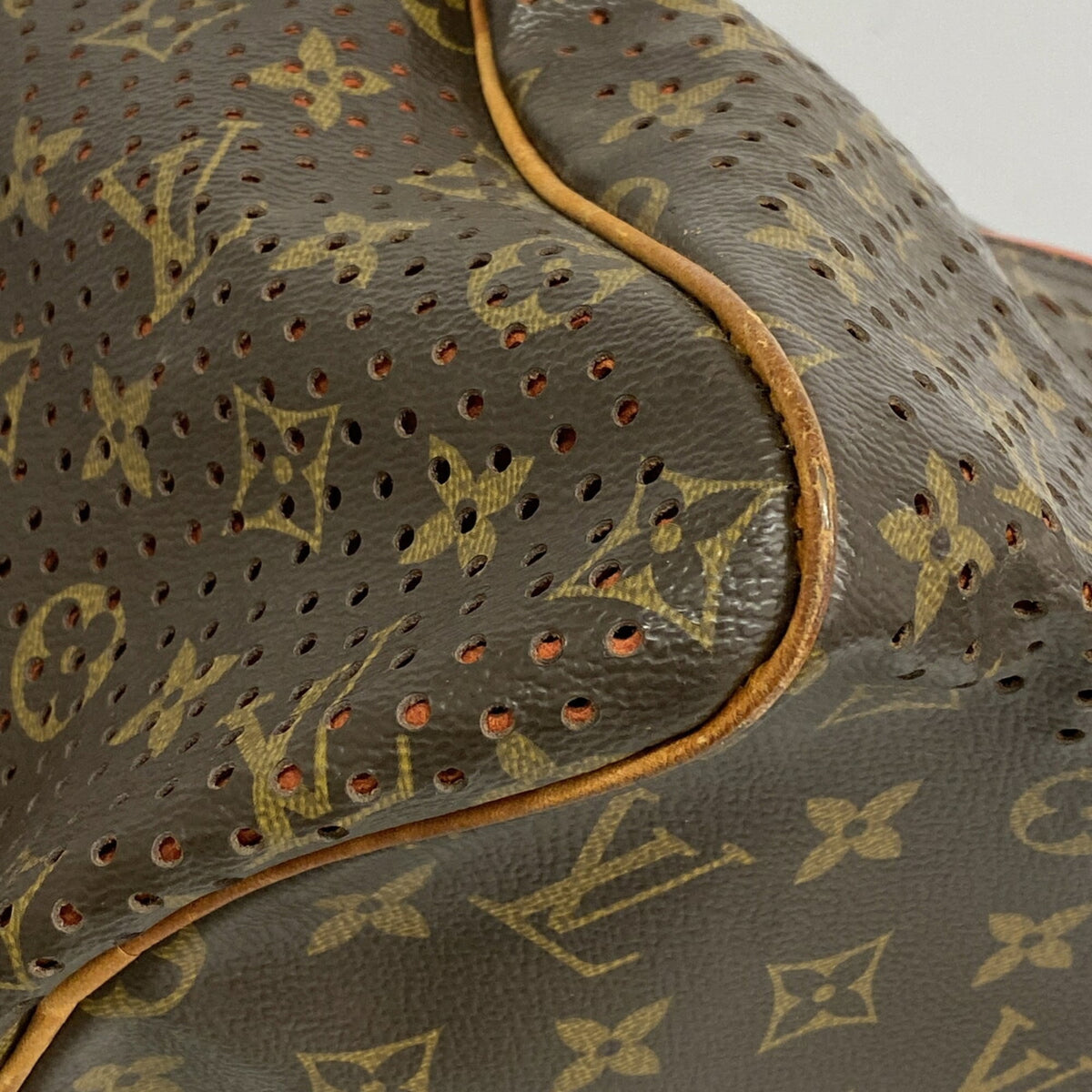 Louis Vuitton Lv Orange Handbag (Pre-Owned)
