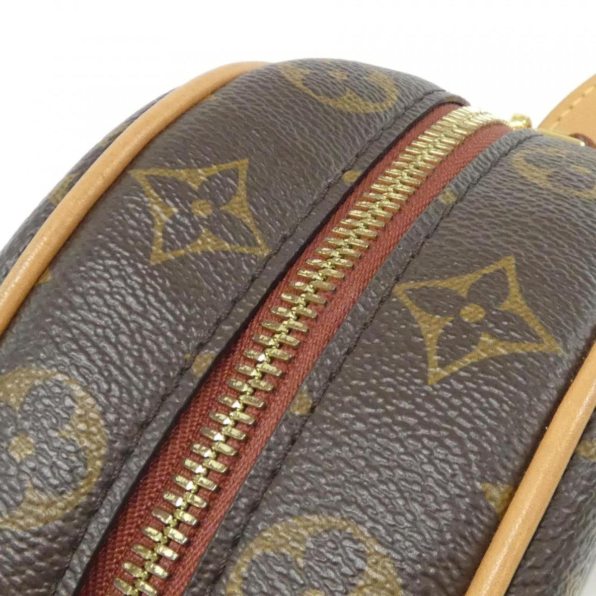 Louis Vuitton Marron Coated Canvas Shoulder Bag (Pre-Owned)