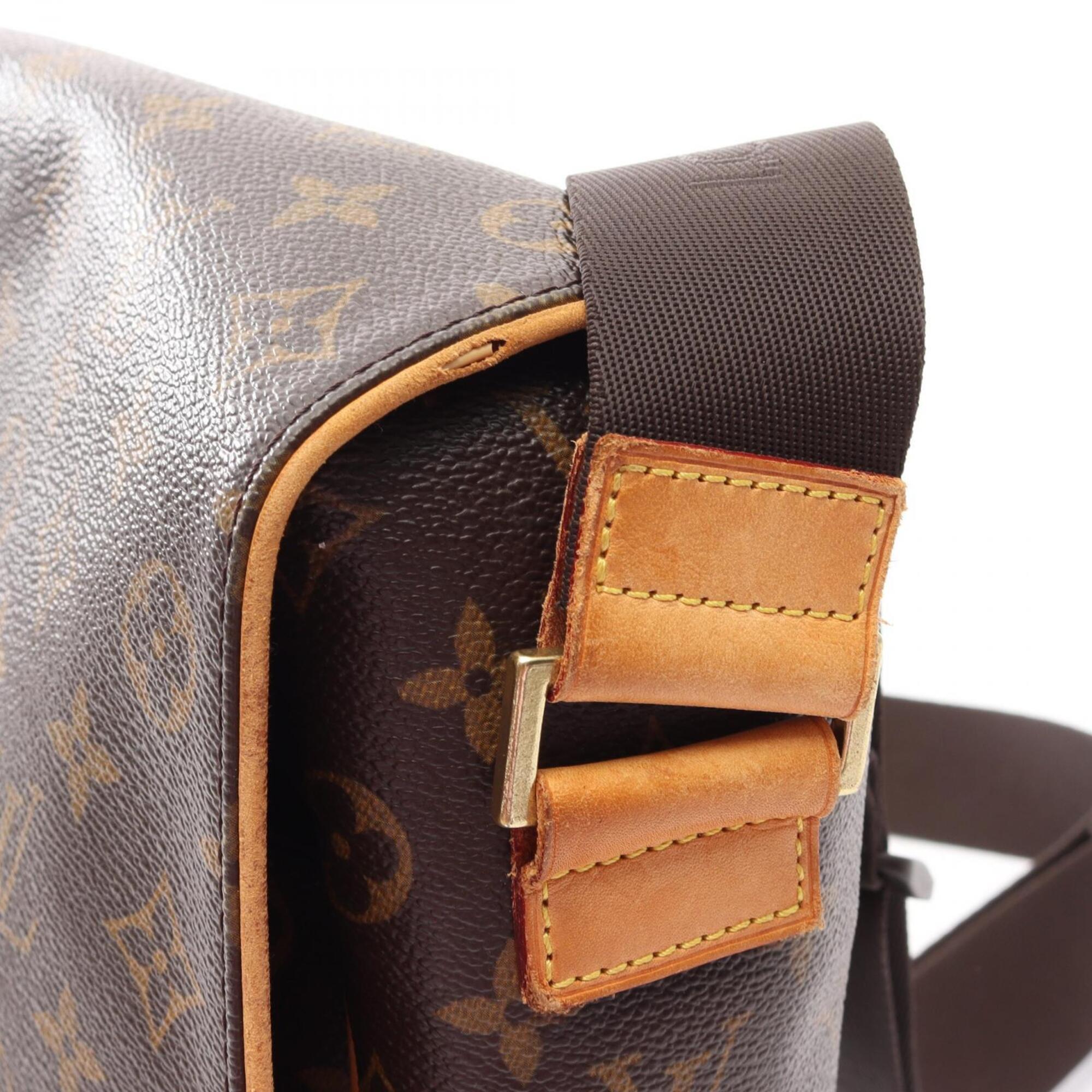 Louis Vuitton Brown Monogram Coated Canvas Leather Handbag Shoulder Bag (Pre-Owned)