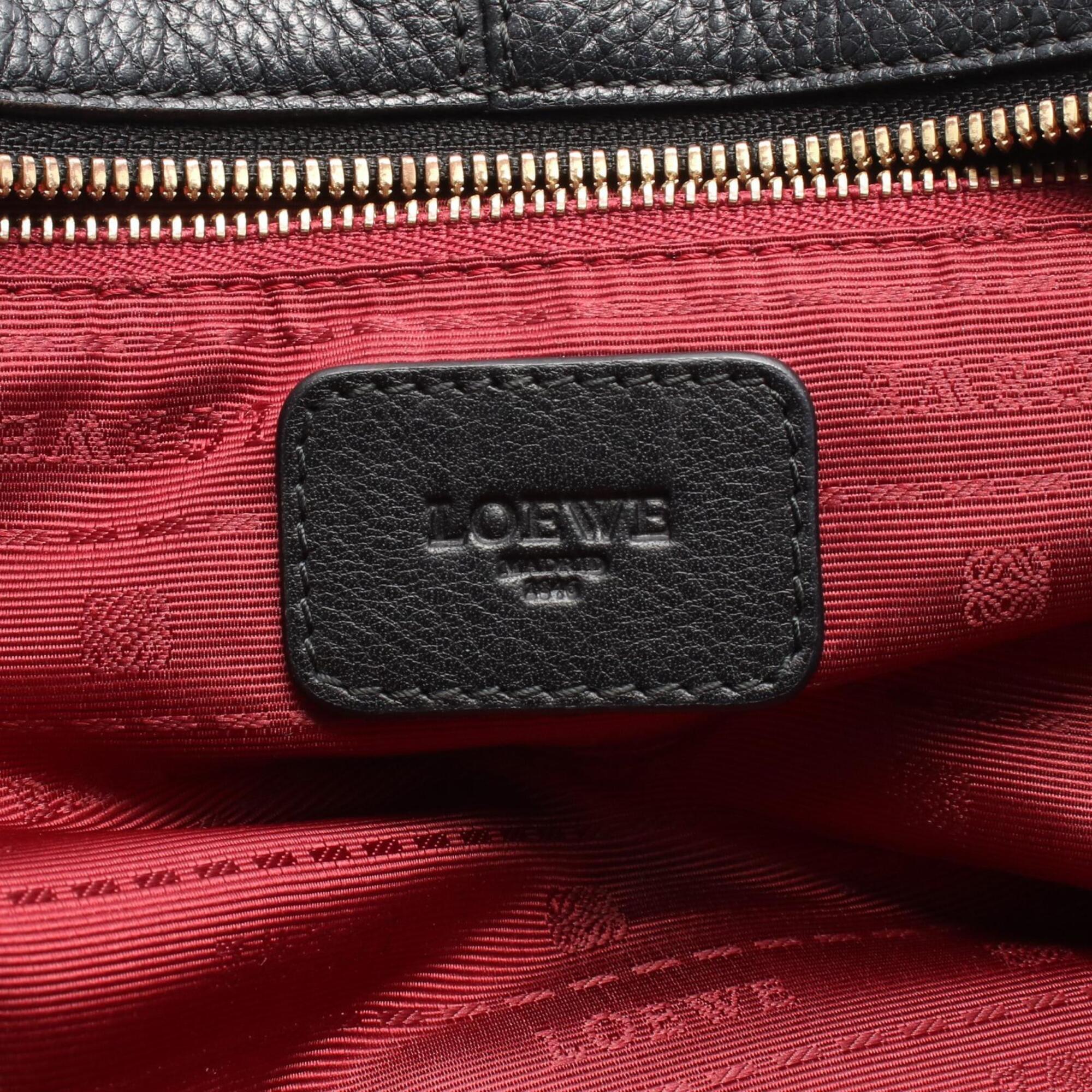Loewe Black Leather Handbag (Pre-Owned)