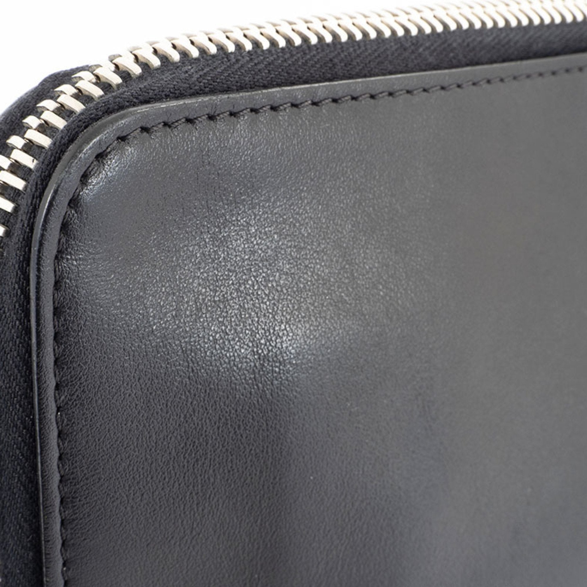 Fendi Black Leather Clutch Bag (Pre-Owned)