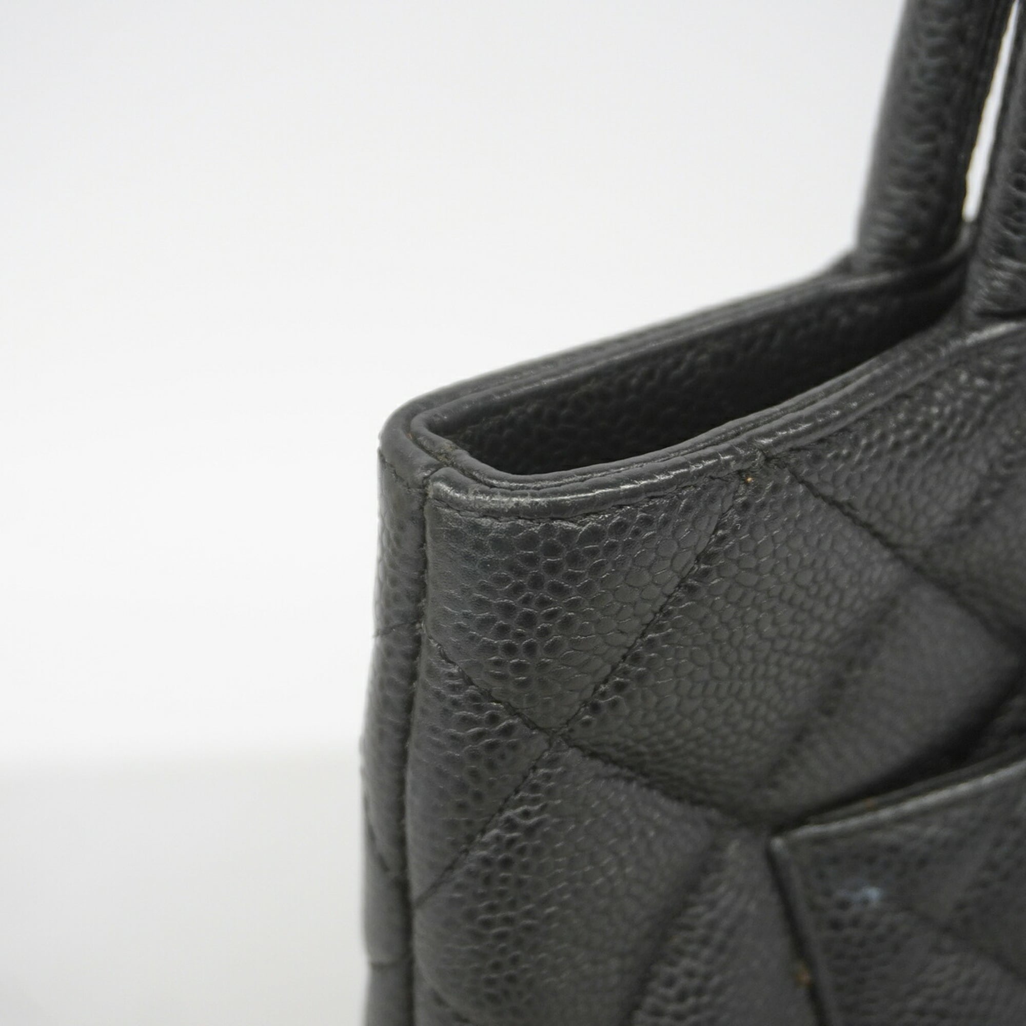 Chanel Black Grained Calfskin Tote Bag (Pre-Owned)