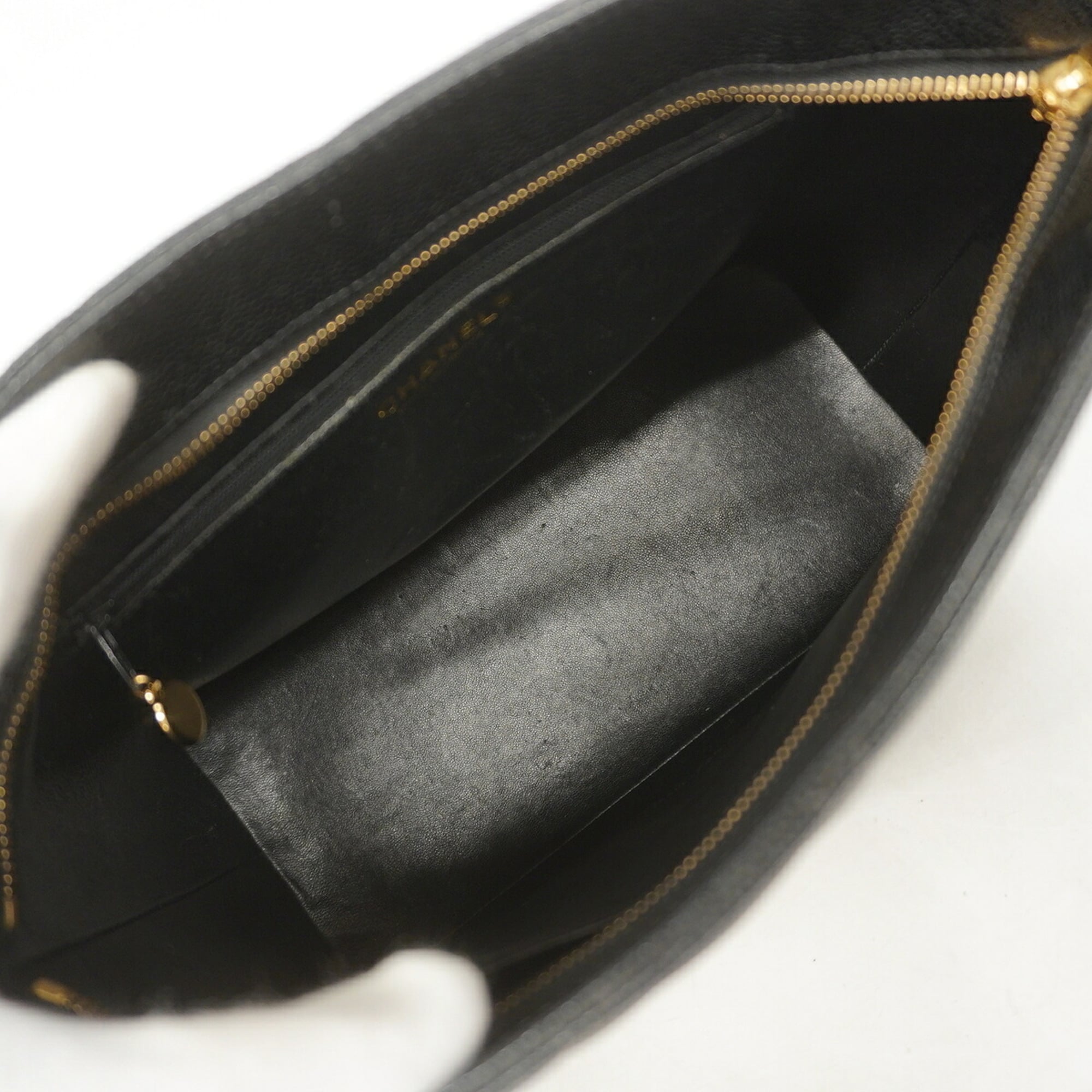 Chanel Black Grained Calfskin Tote Bag (Pre-Owned)