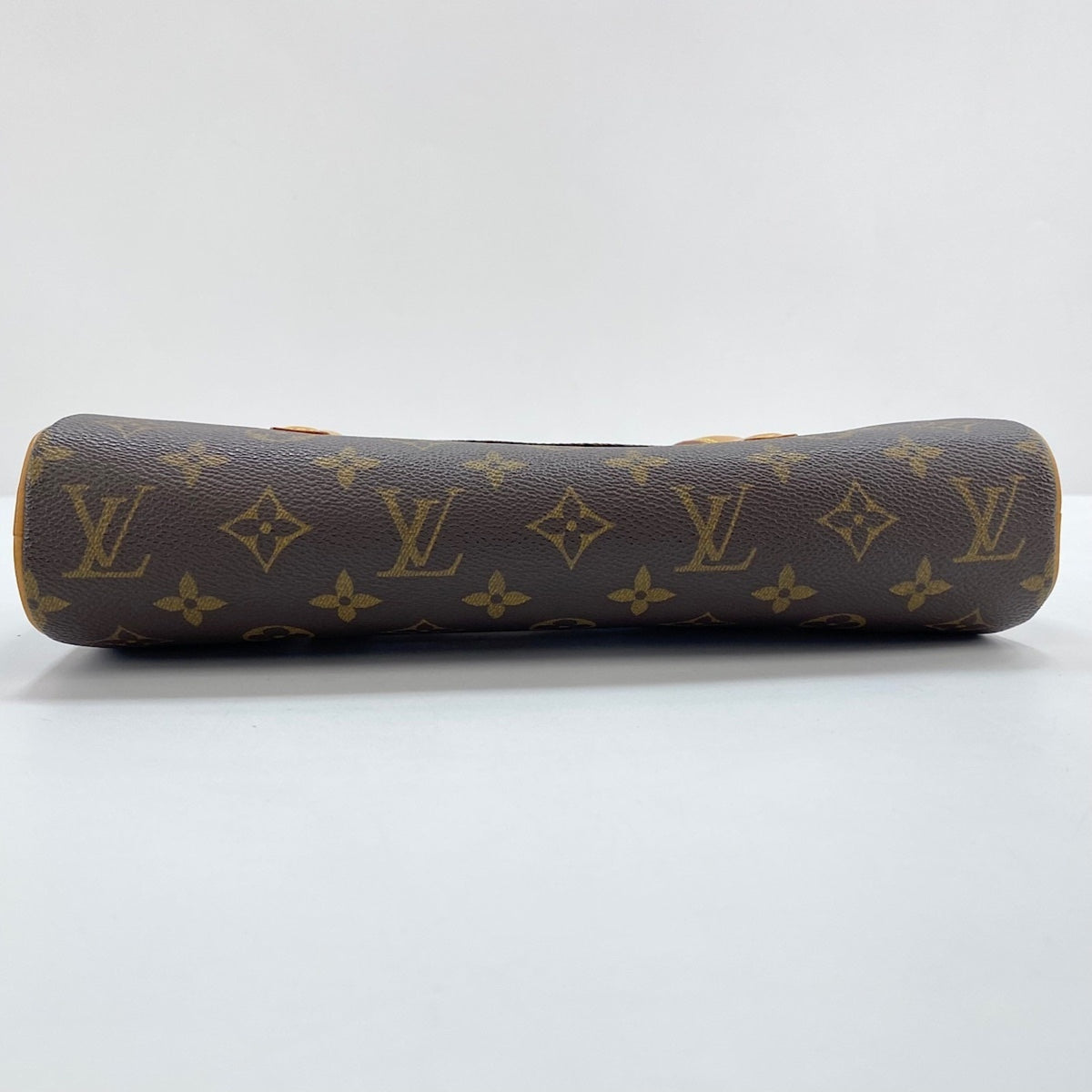 Louis Vuitton Brown Handbag (Pre-Owned)