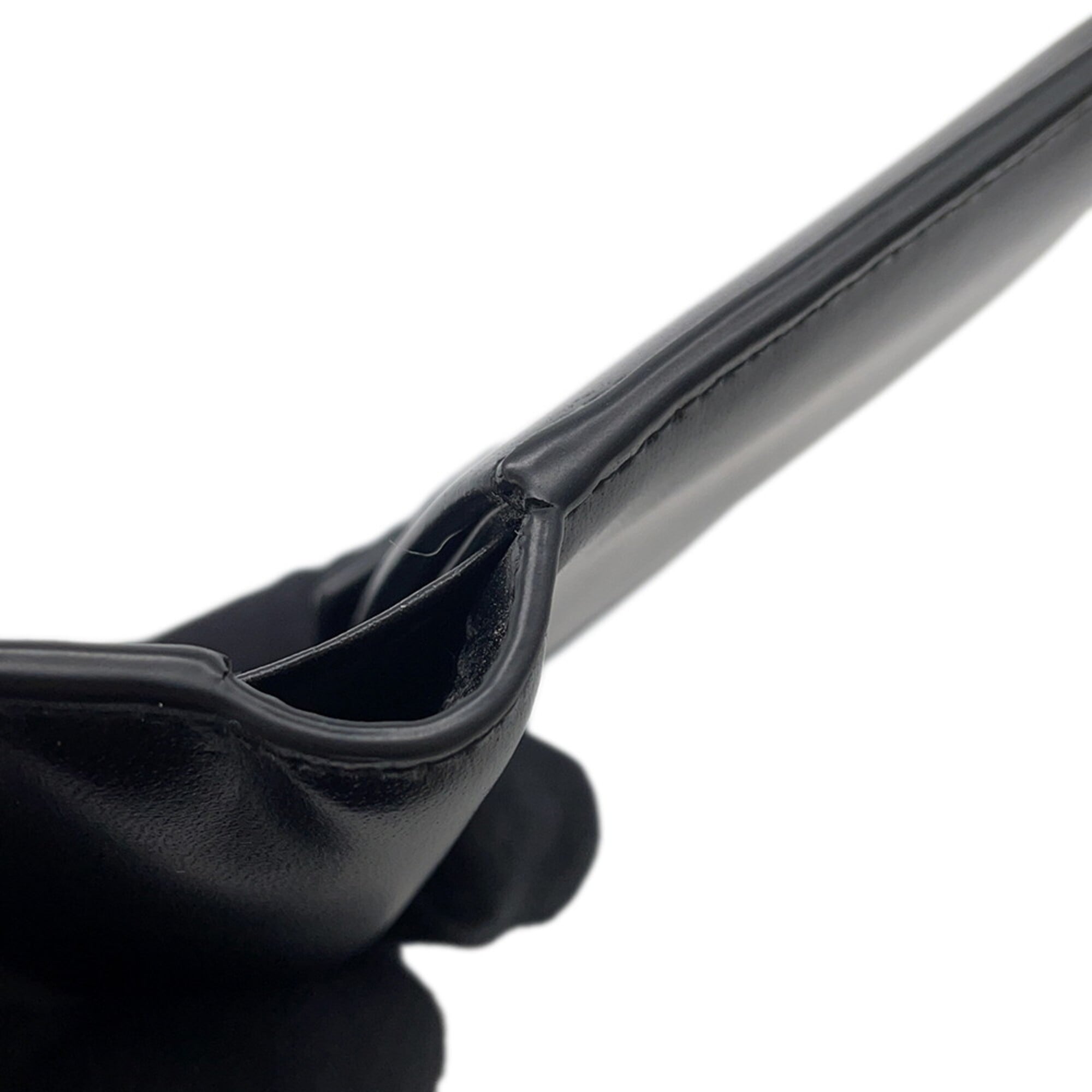 Yves Saint Laurent Black Leather Wallet (Bi-Fold) (Pre-Owned)